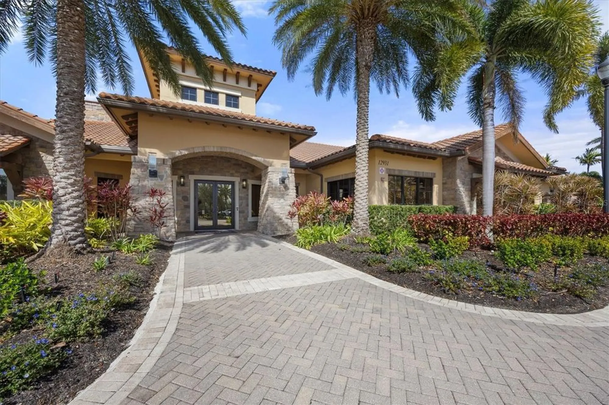 Property Slideshow image 52 of 85 | 13046 sorrento way, Bradenton, FL, 34211