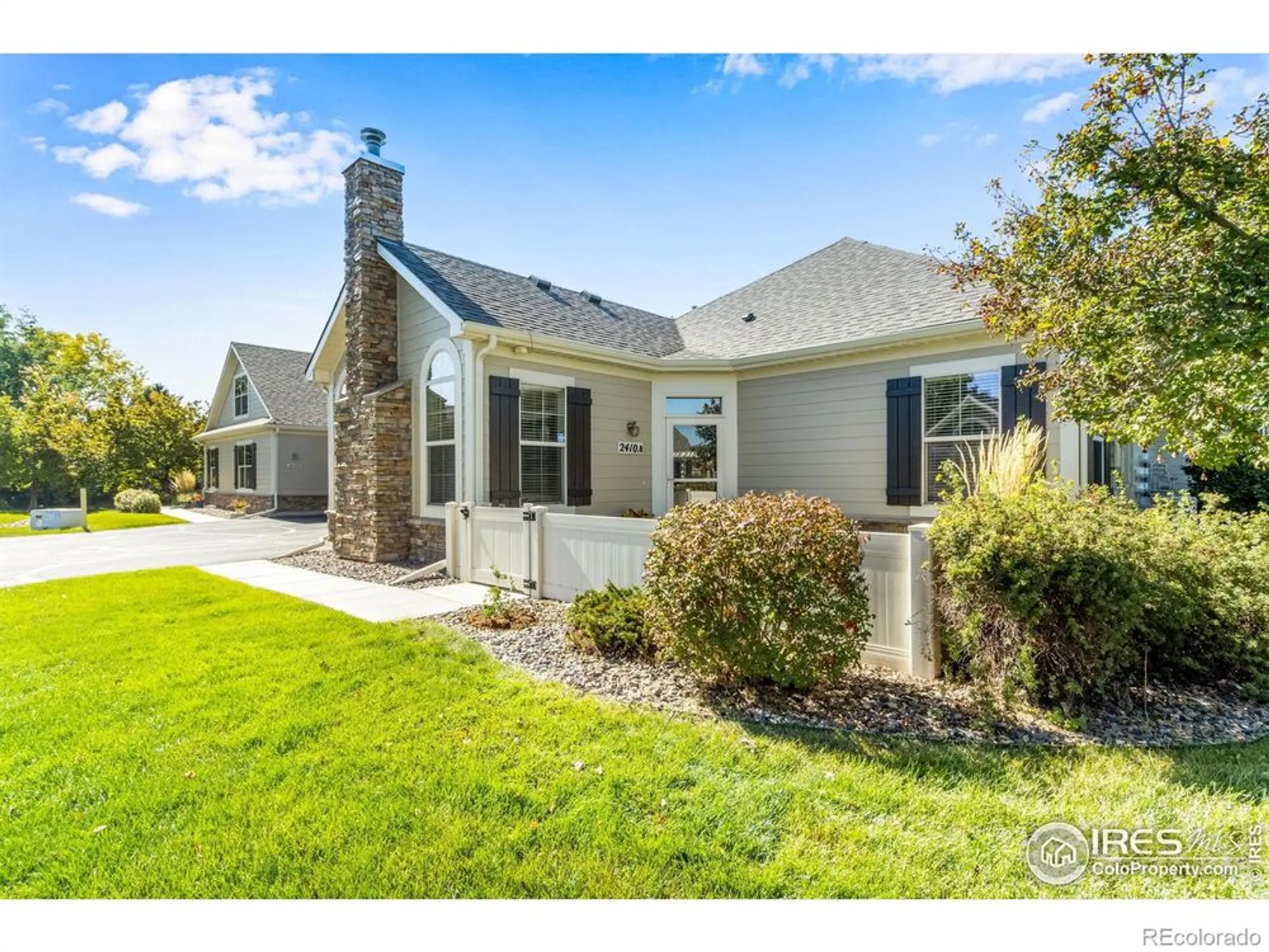 Property Slideshow image 1 of 20 | 2410 santa fe dr a, Longmont, CO, 80504