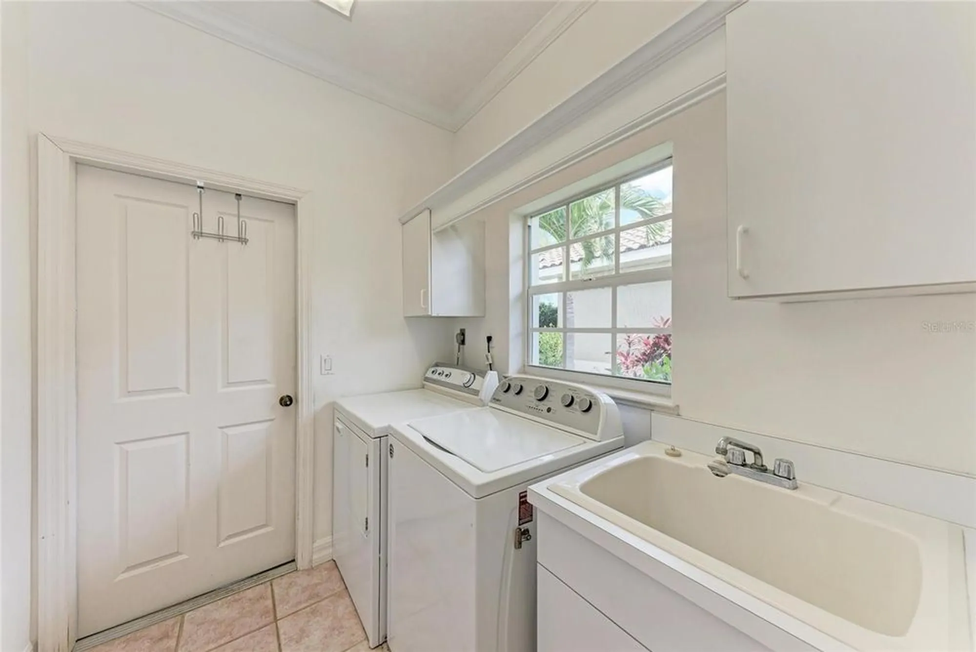 Property Slideshow image 21 of 53 | 585 khyber ln, Venice, FL, 34293