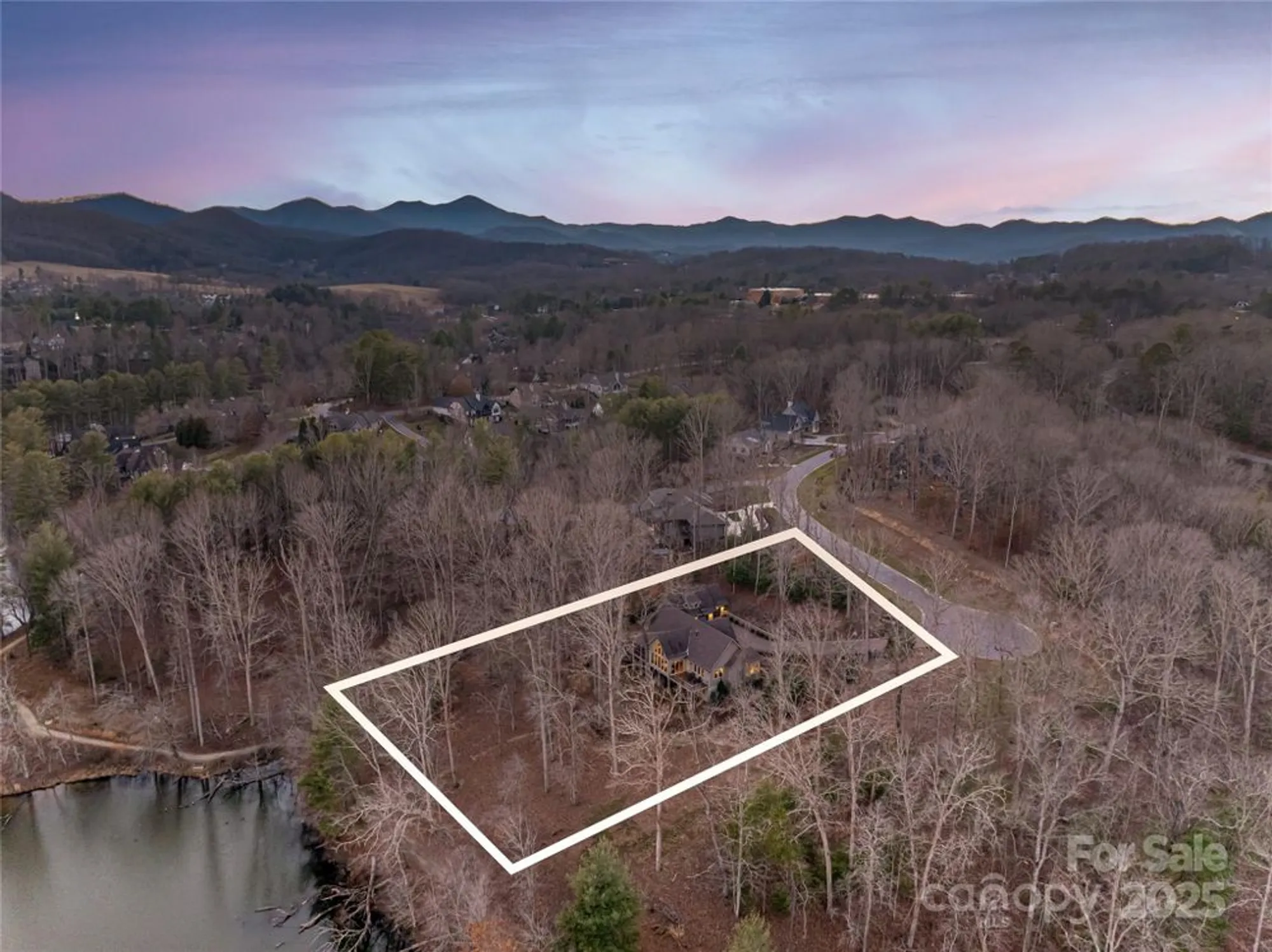 Property Slideshow image 43 of 46 | 47 twilight sedge dr, Biltmore Lake, NC, 28715