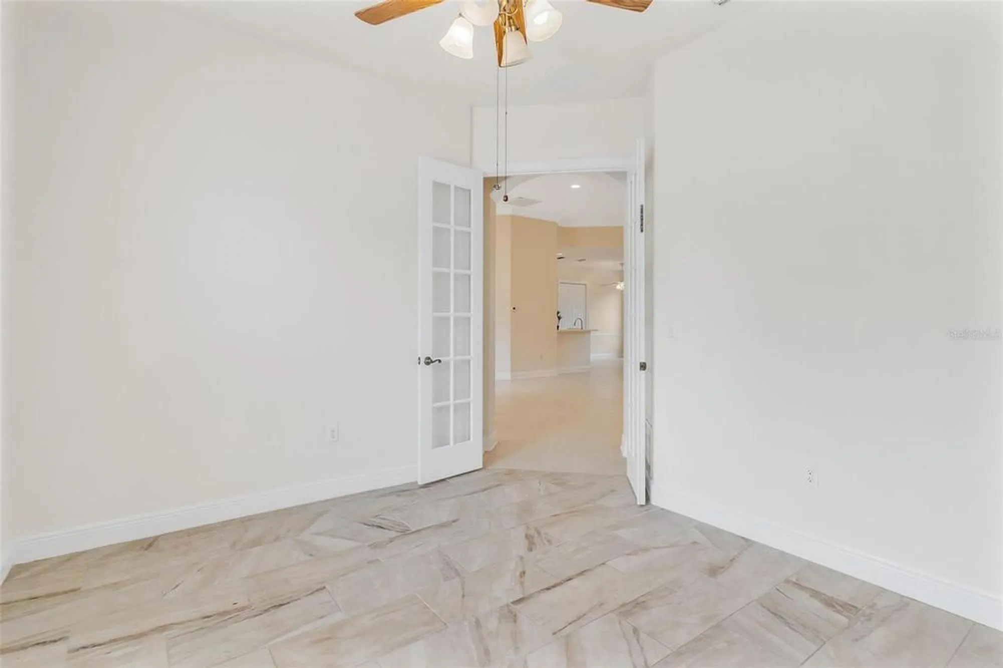 Property Slideshow image 26 of 49 | 5239 grove mnr, Lady Lake, FL, 32159