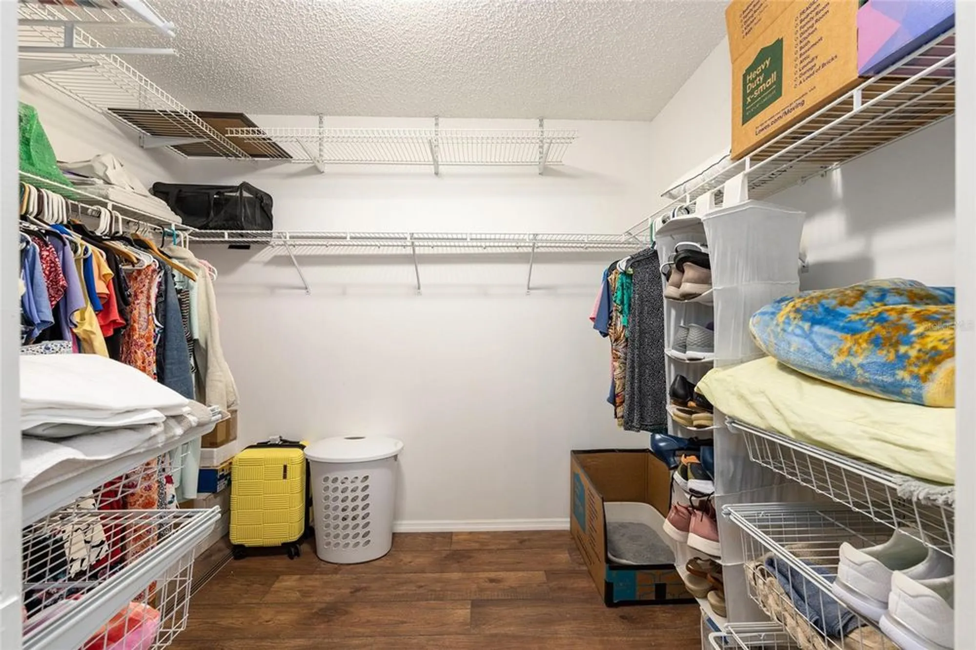 Property Slideshow image 24 of 45 | 2805 burgos dr, The Villages, FL, 32162