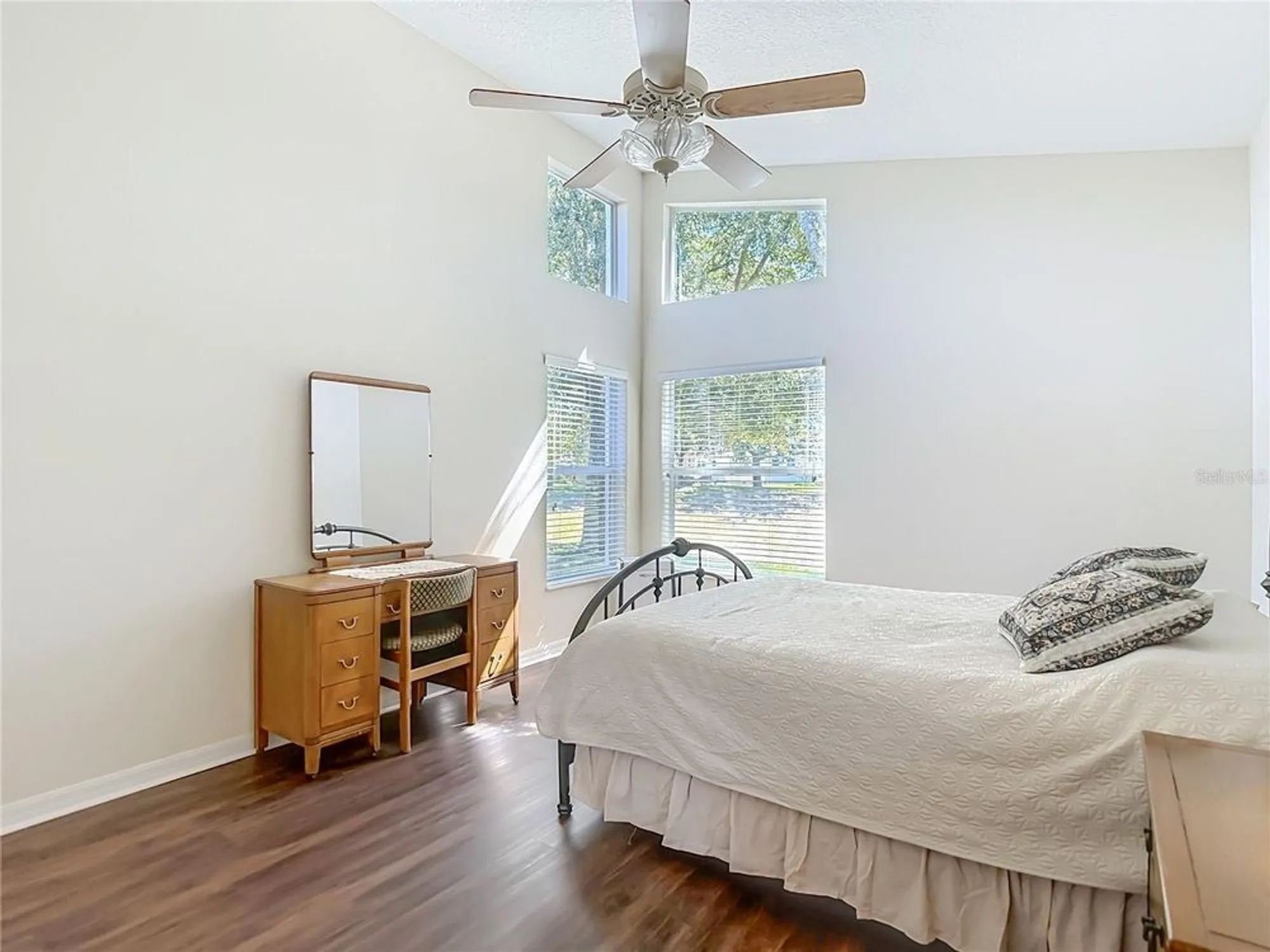 Property Slideshow image 23 of 48 | 456 greenwich cir, Spring Hill, FL, 34609