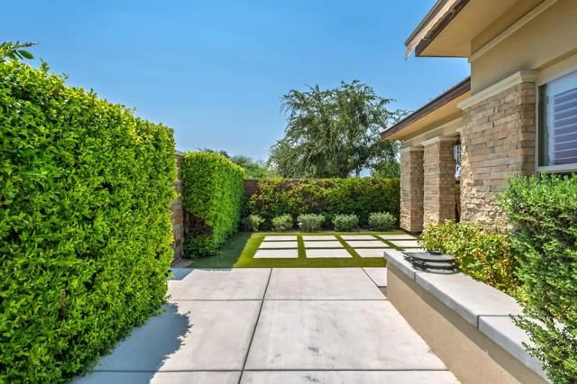 Property Slideshow image 5 of 35 | 82707 woodcreek ct, Indio, CA, 92201