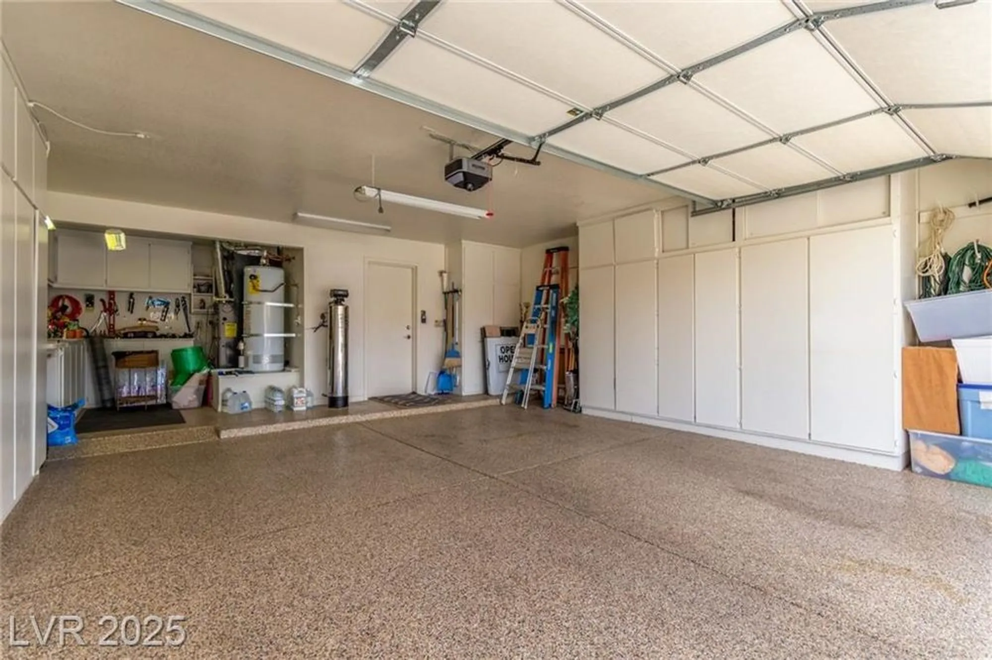 Property Slideshow image 28 of 30 | 2456 desert glen dr, Las Vegas, NV, 89134