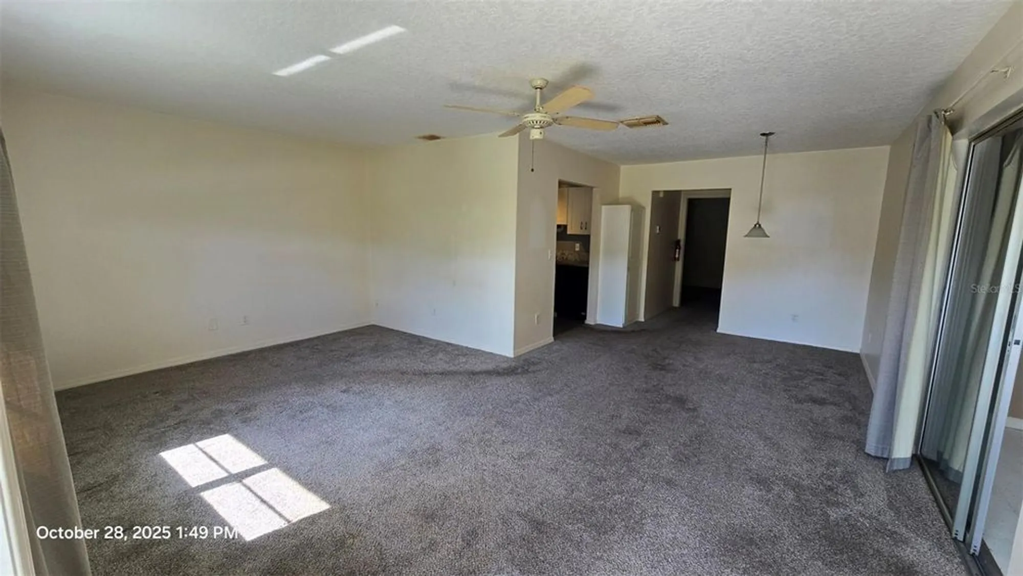 Property Slideshow image 4 of 23 | 1826 foxhunt dr b, Sun City Center, FL, 33573