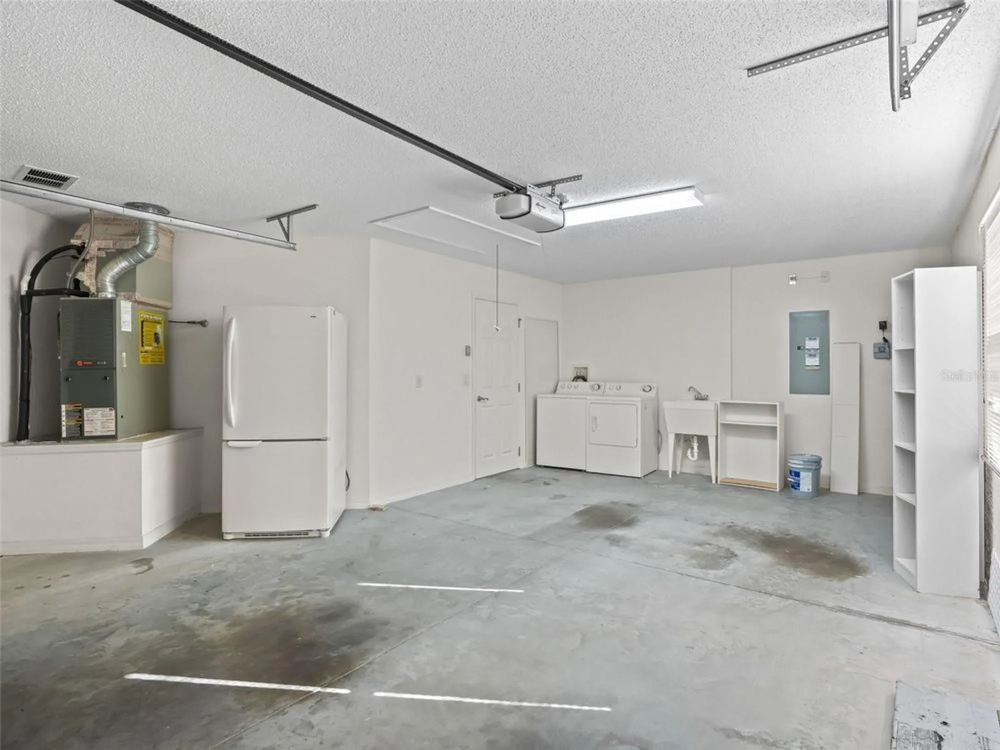 Property Slideshow image 24 of 38 | 2169 smoaks st, The Villages, FL, 32162