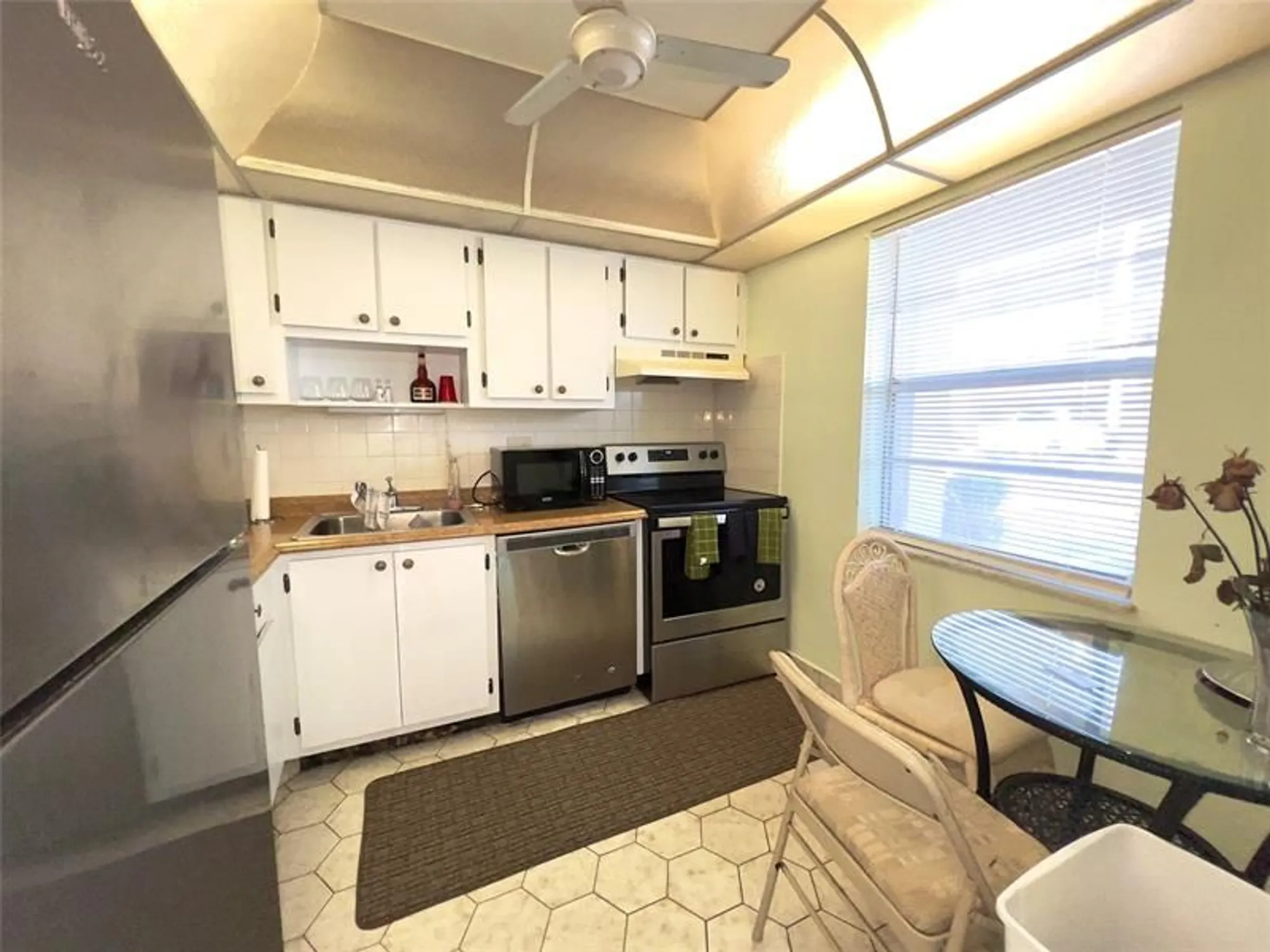 Property Slideshow image 21 of 26 | 7897 golf circle dr apt 110, Margate, FL, 33063