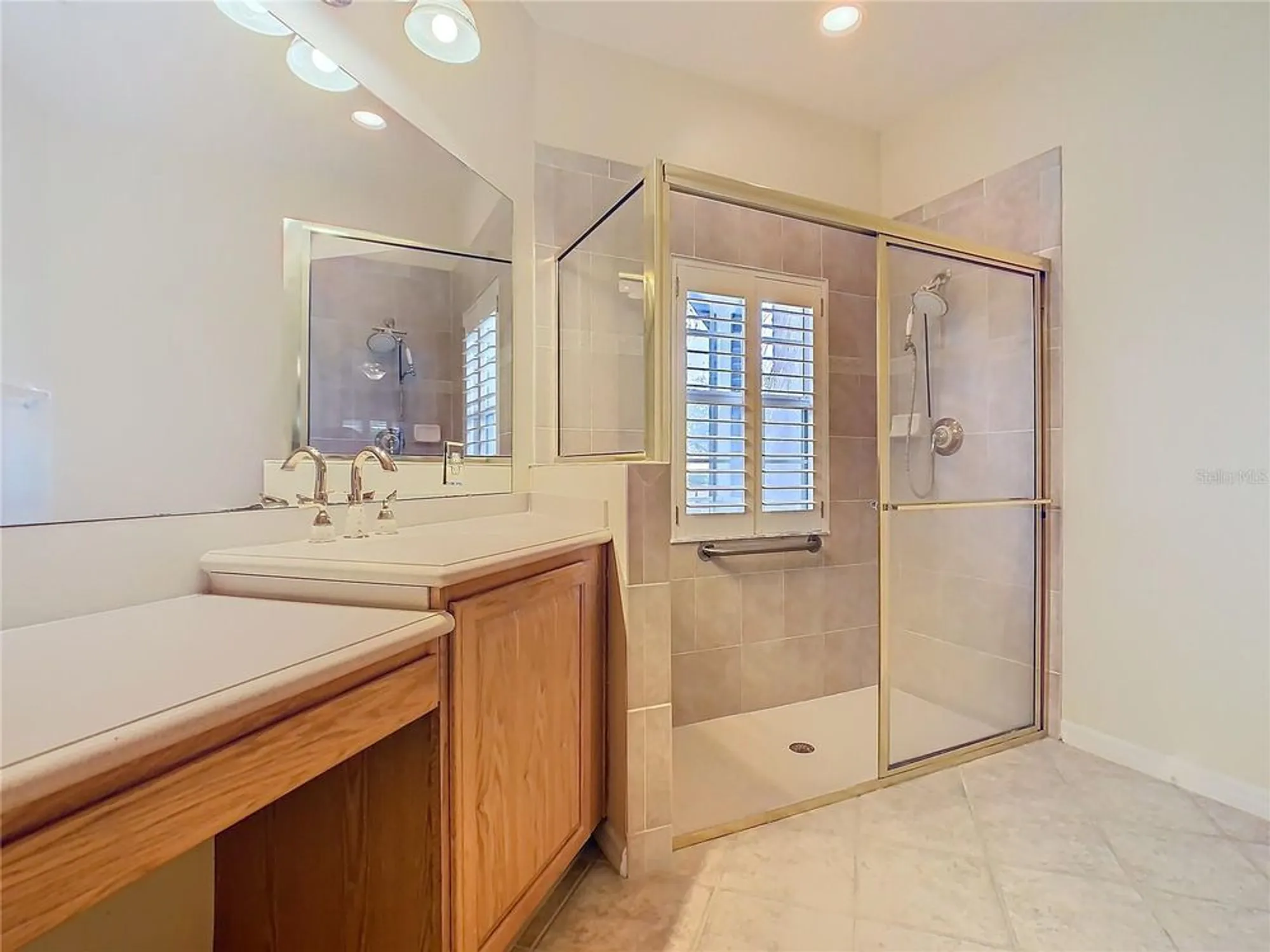 Property Slideshow image 42 of 63 | 100 ventana dr, Kissimmee, FL, 34759
