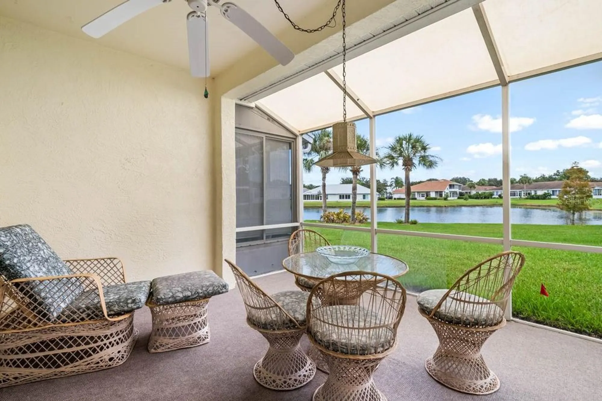 Property Slideshow image 36 of 47 | 1012 radison lake ct 59, Sun City Center, FL, 33573