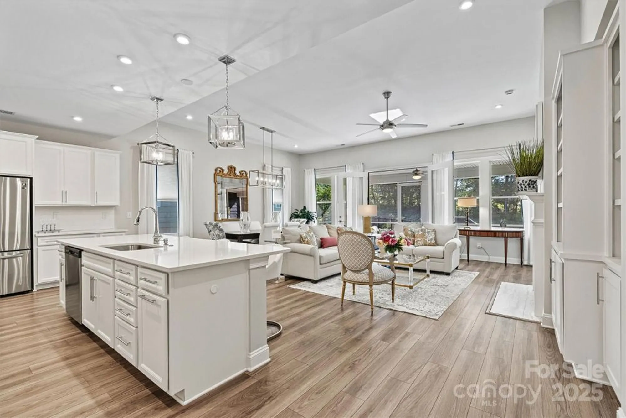 Property Slideshow image 8 of 48 | 12508 old iron ln, Charlotte, NC, 28215