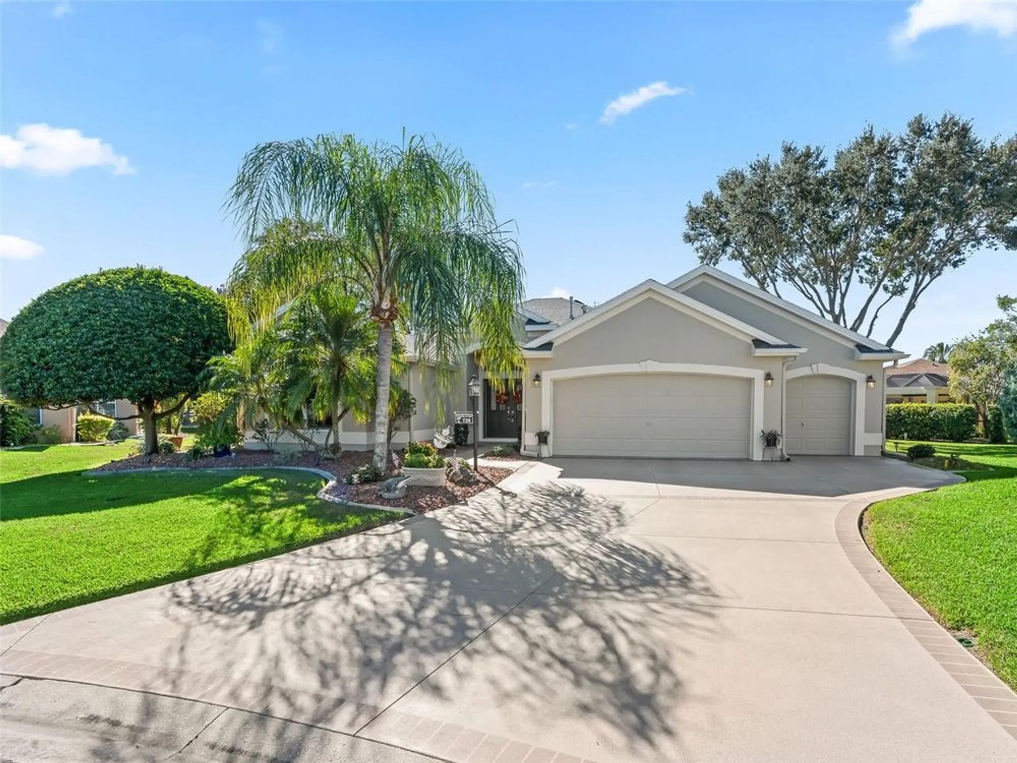Property Slideshow image 2 of 54 | 728 dowding way, The Villages, FL, 32162