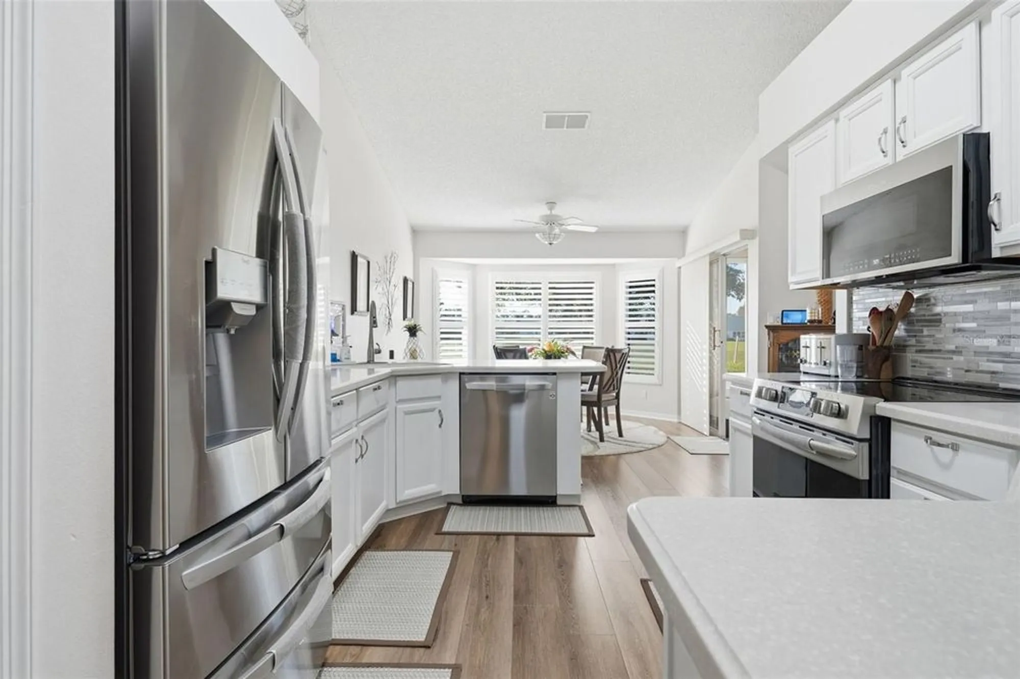 Property Slideshow image 25 of 65 | 25233 lost oak cir, Leesburg, FL, 34748