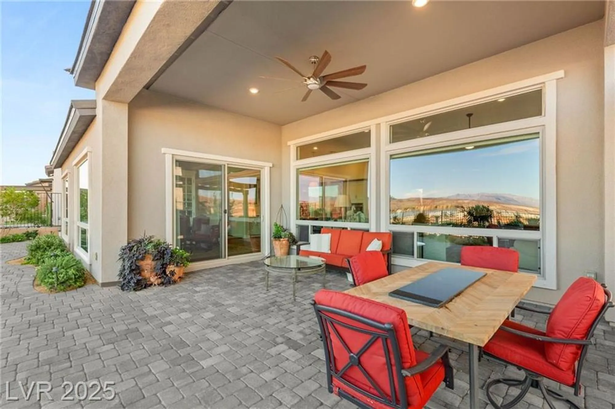 Property Slideshow image 42 of 74 | 156 stone mesa ct, Henderson, NV, 89011