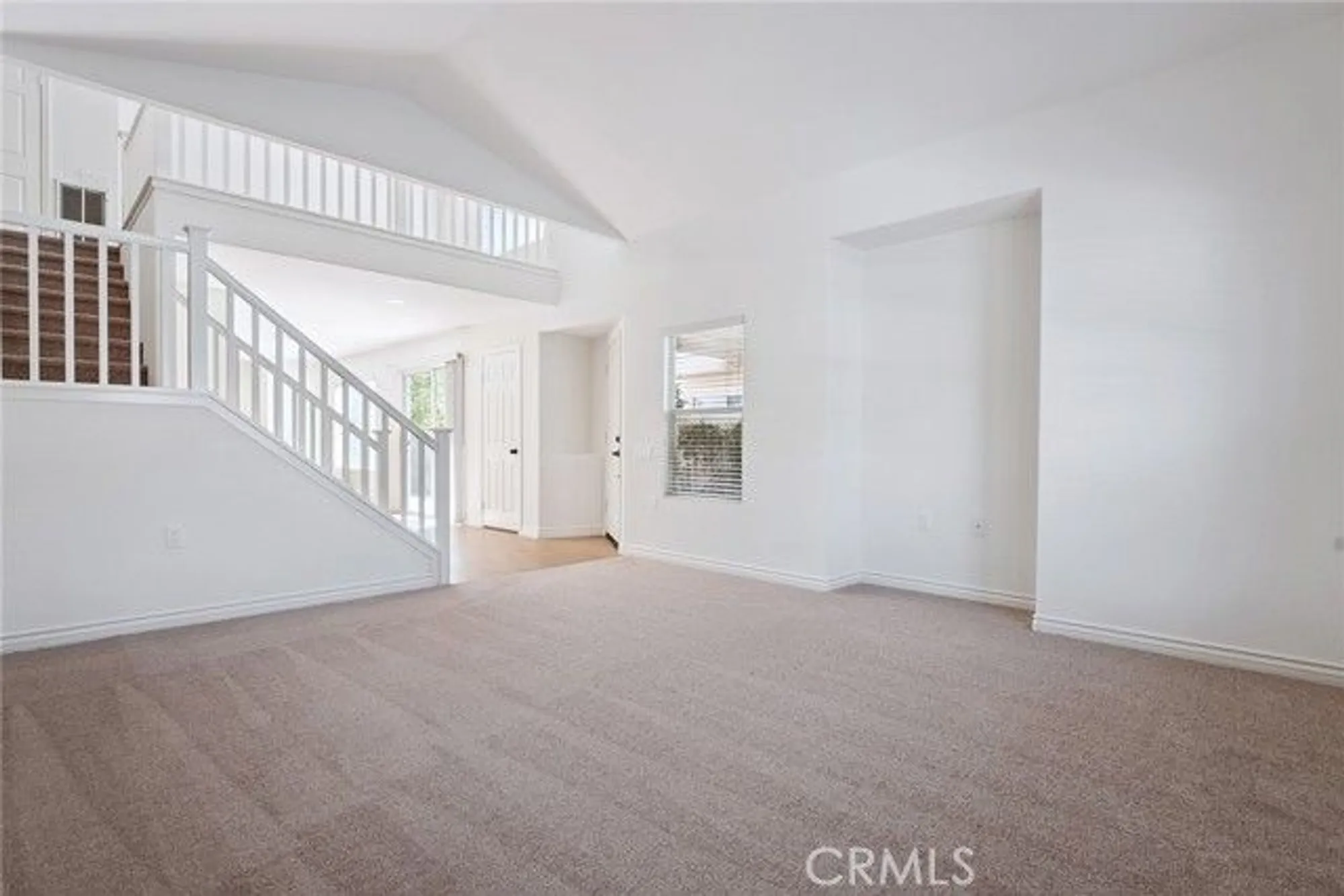 Property Slideshow image 15 of 52 | 2024 tulip ave, Simi Valley, CA, 93063