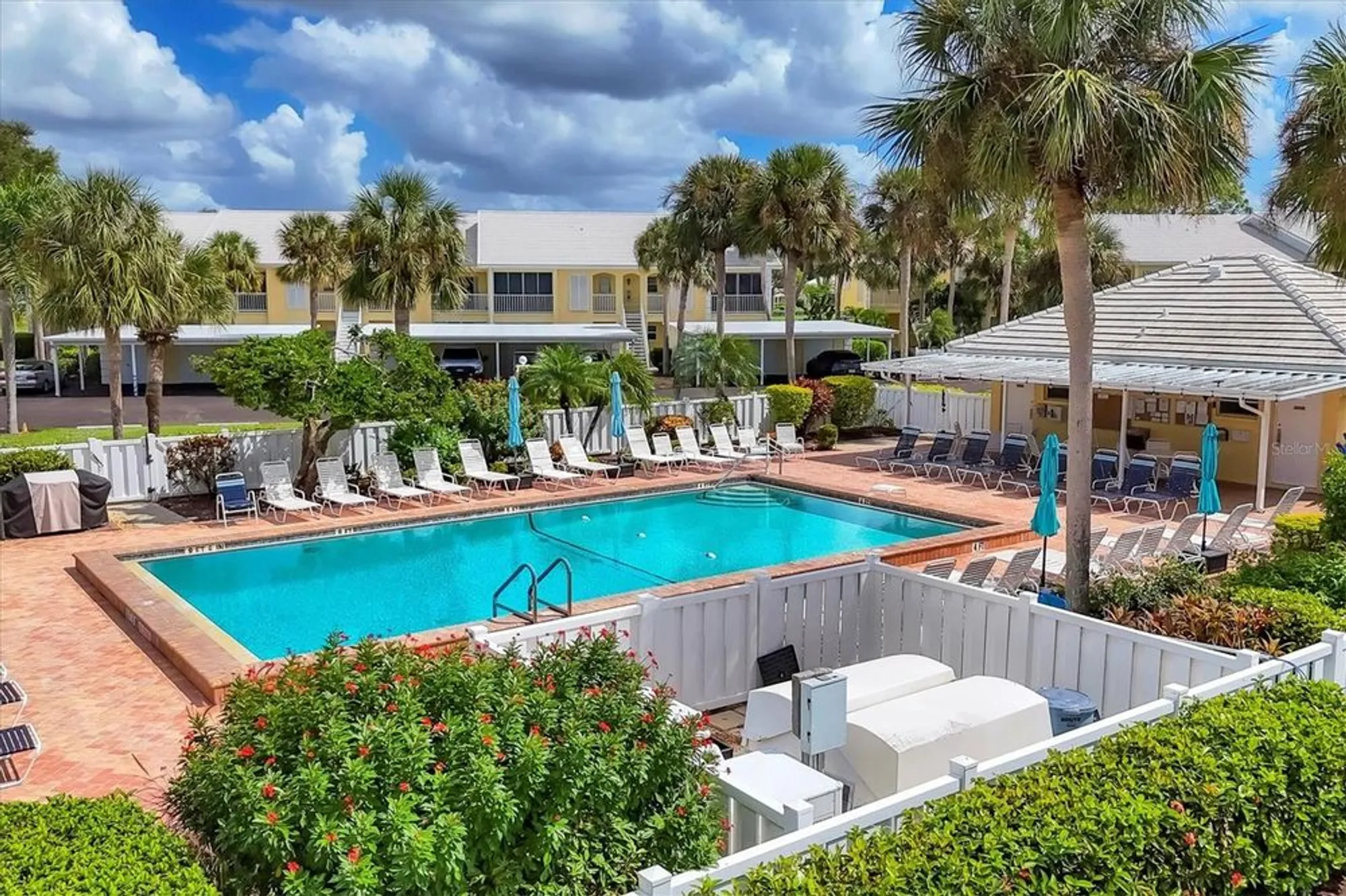 Property Slideshow image 43 of 61 | 408 cerromar cir 331, Venice, FL, 34293