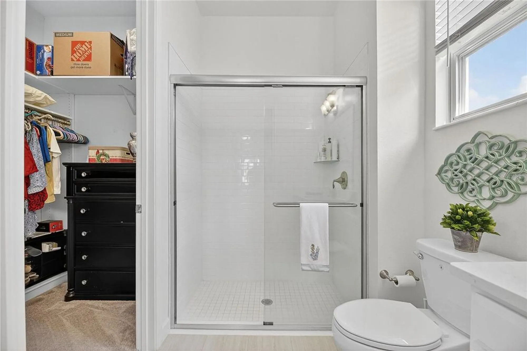 Property Slideshow image 12 of 96 | 5319 windy grove dr, Wimauma, FL, 33598