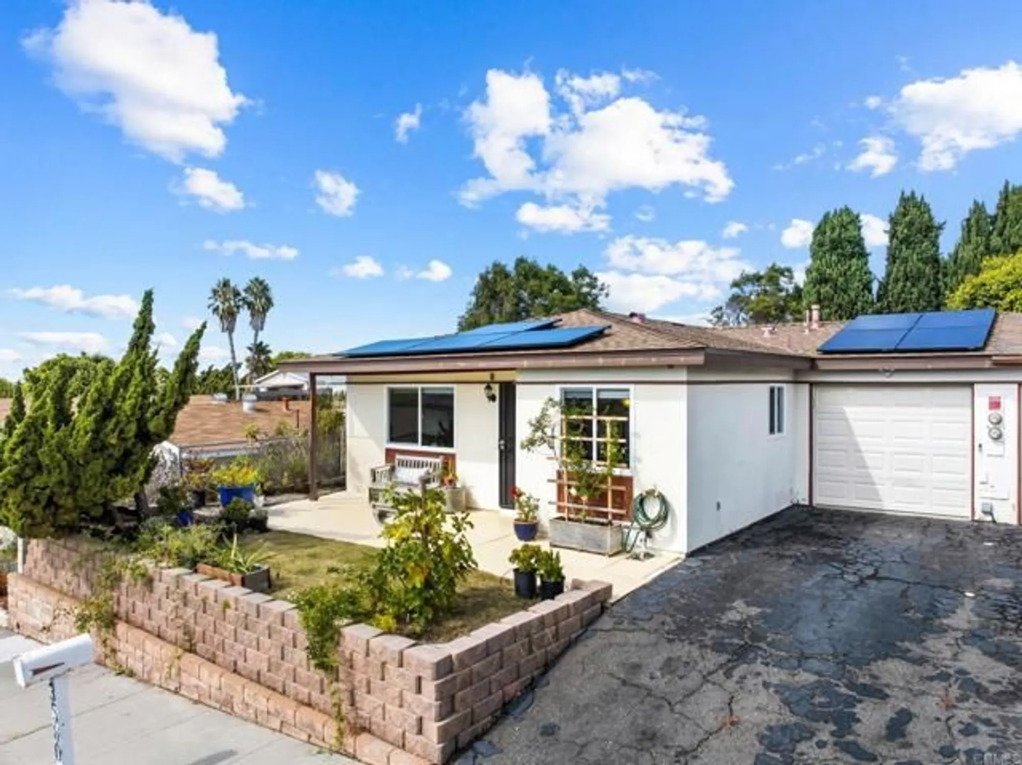 Property Slideshow image 2 of 40 | 3560 santa maria st, Oceanside, CA, 92056