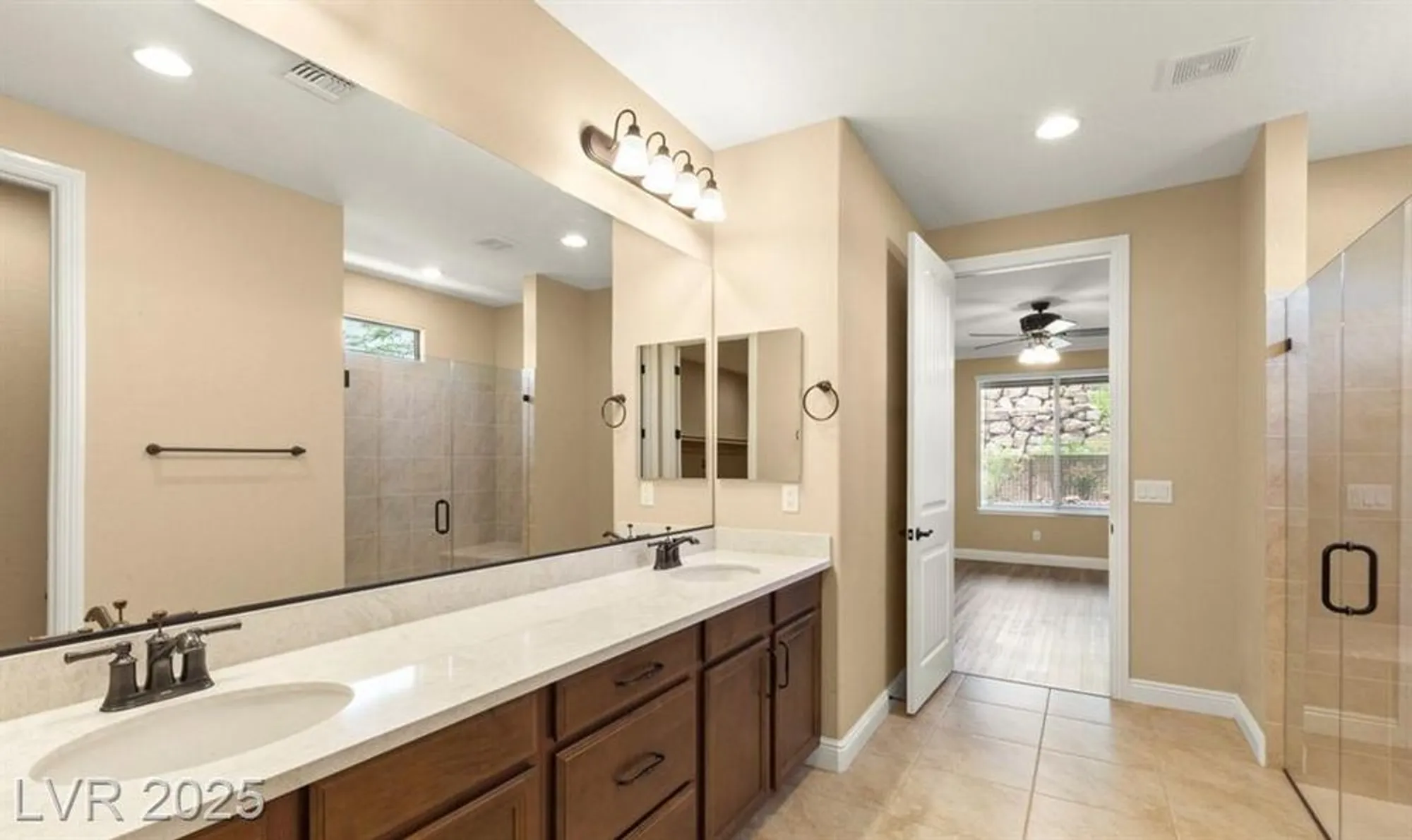 Property Slideshow image 13 of 64 | 1155 dreamcatcher blf, Mesquite, NV, 89034