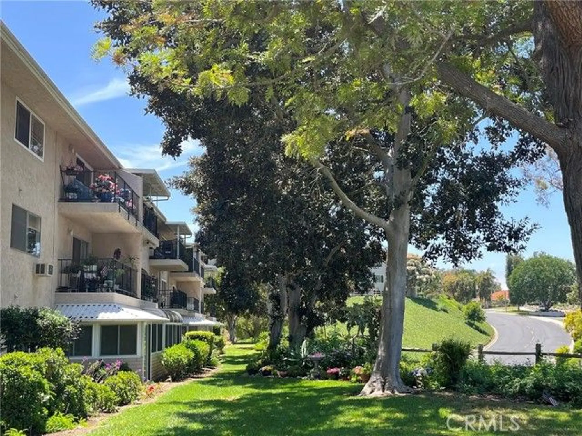 Property Slideshow image 18 of 21 | 5368 algarrobo 2f, Laguna Woods, CA, 92637