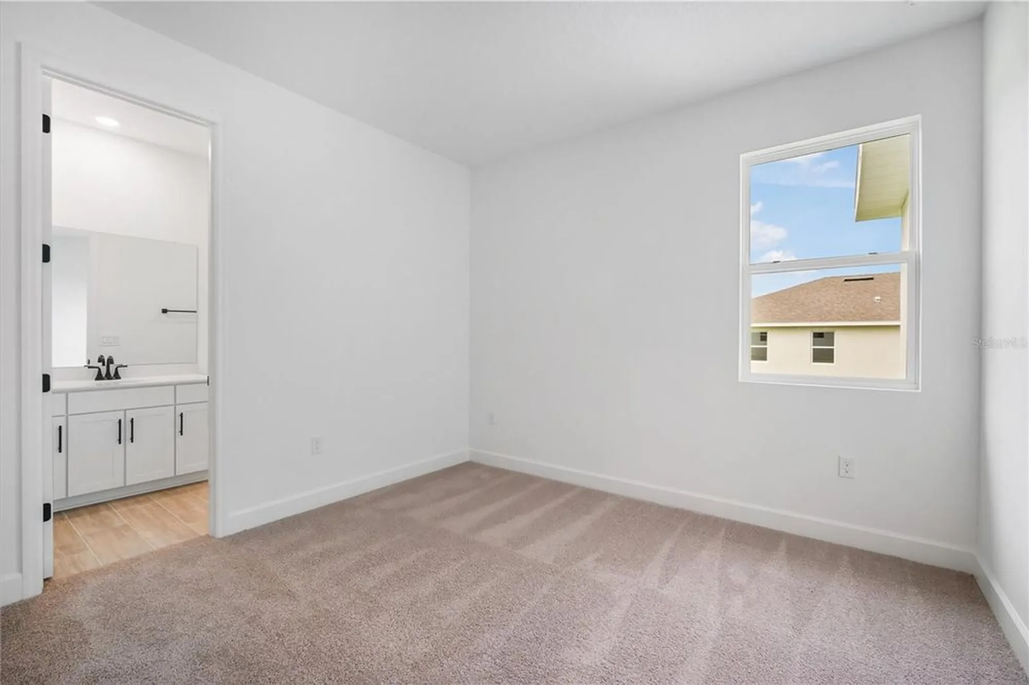 Property Slideshow image 27 of 45 | 9195 players dr, Weeki Wachee, FL, 34613