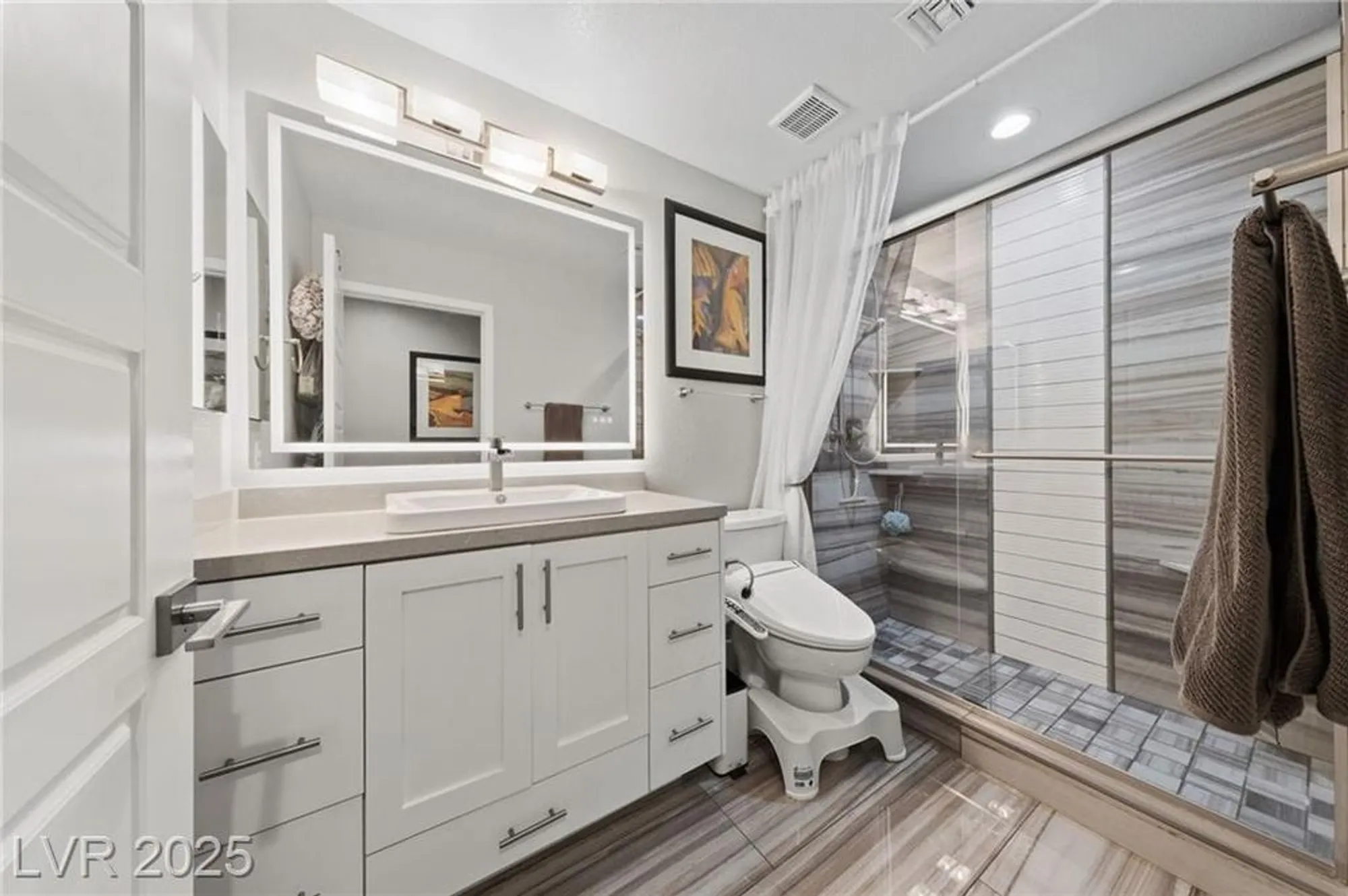 Property Slideshow image 20 of 70 | 2509 big timber dr, Las Vegas, NV, 89134