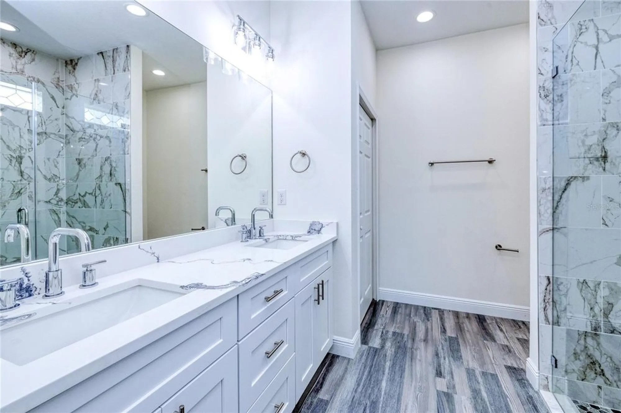 Property Slideshow image 27 of 48 | 4285 oak terrace cir, Port Charlotte, FL, 33953