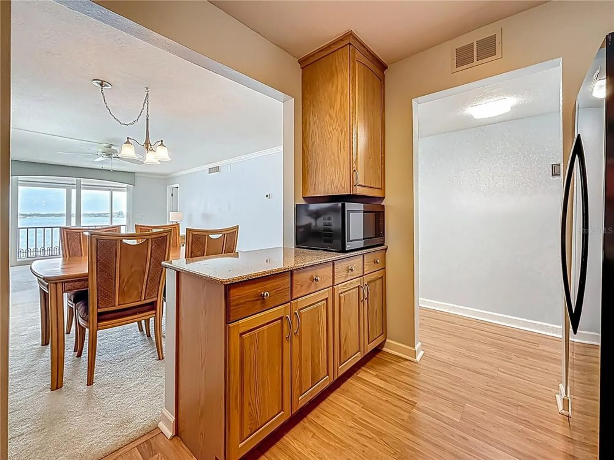 Property Slideshow image 20 of 57 | 7665 sun island dr 206, South Pasadena, FL, 33707