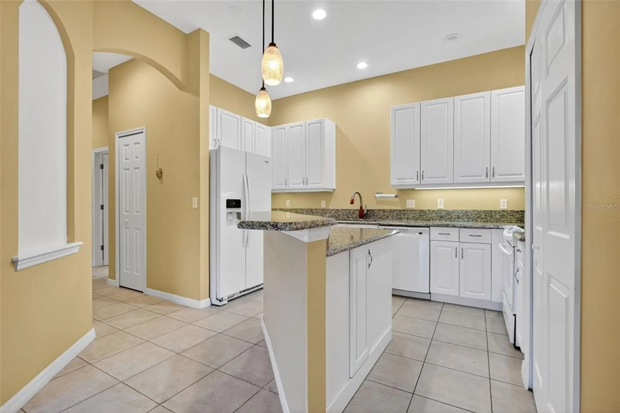 Property Slideshow image 15 of 38 | 1300 hansberry ln, Ormond Beach, FL, 32174