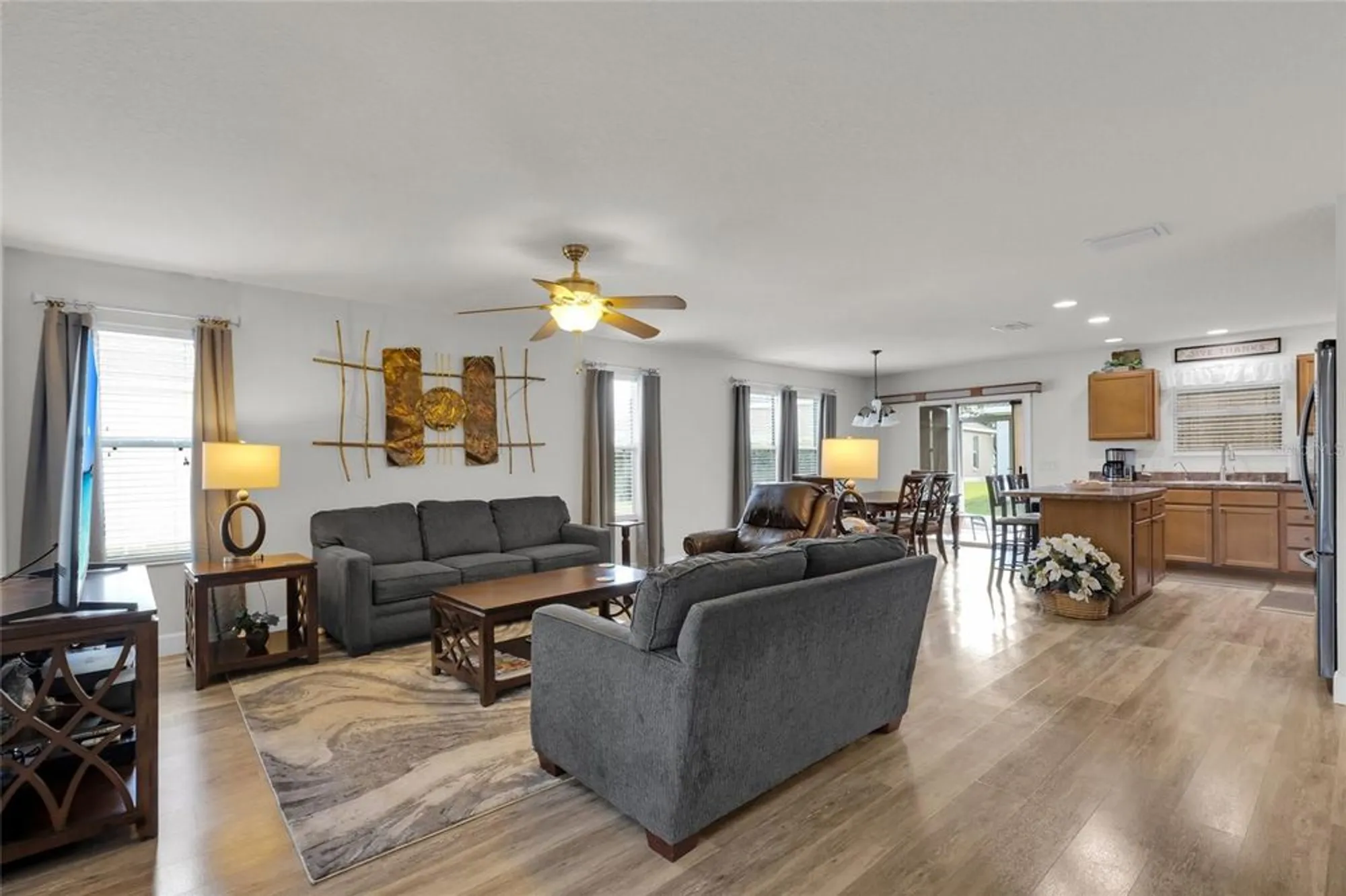 Property Slideshow image 6 of 37 | 3203 islawild way, The Villages, FL, 32163