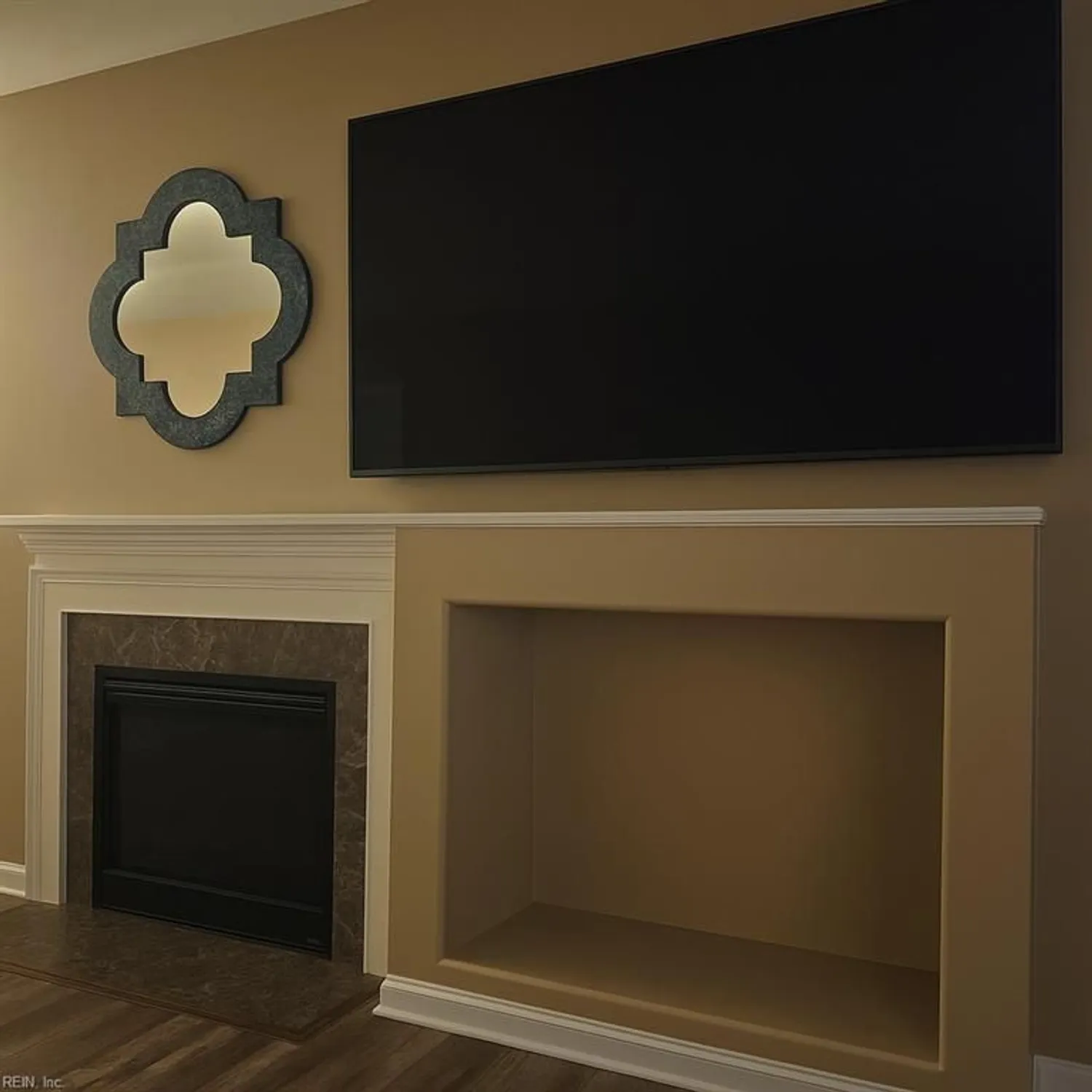 Property Slideshow image 4 of 14 | 817 nicholson ct, Chesapeake, VA, 23320