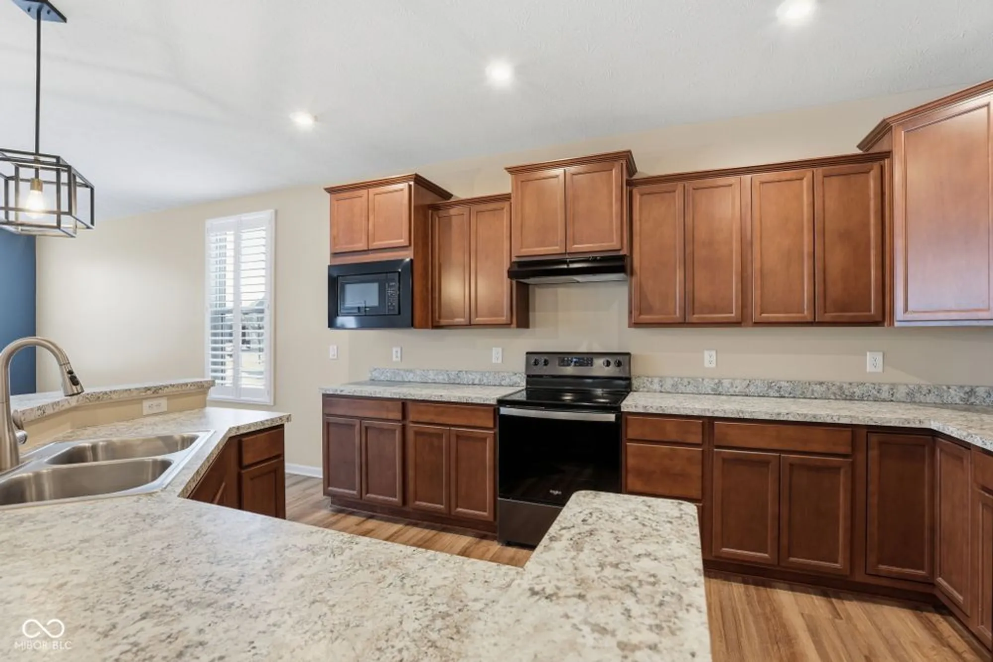 Property Slideshow image 13 of 38 | 13395 mosaic st, Fishers, IN, 46037