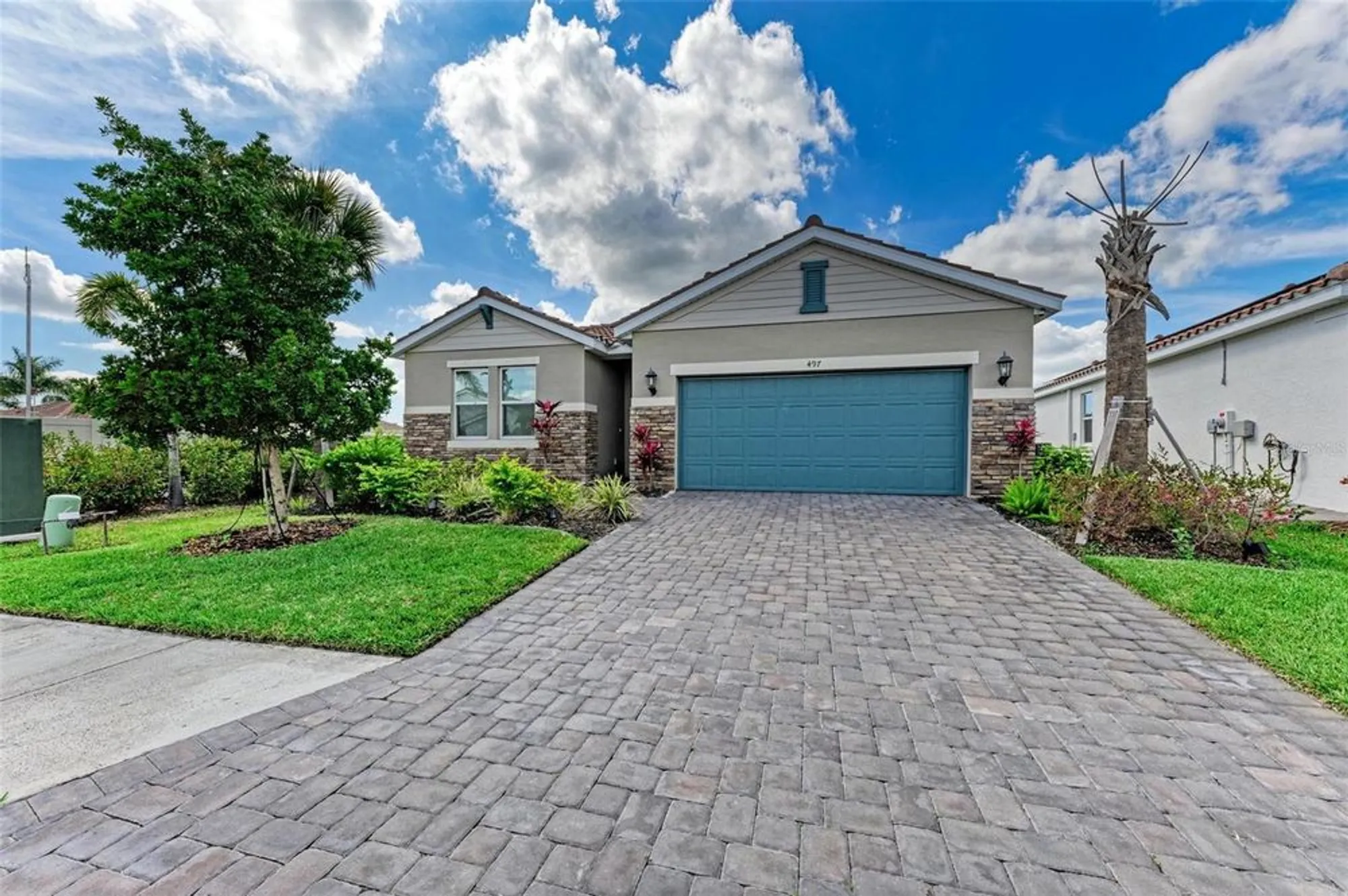 Property Slideshow image 6 of 62 | 497 firebush dr, Nokomis, FL, 34275