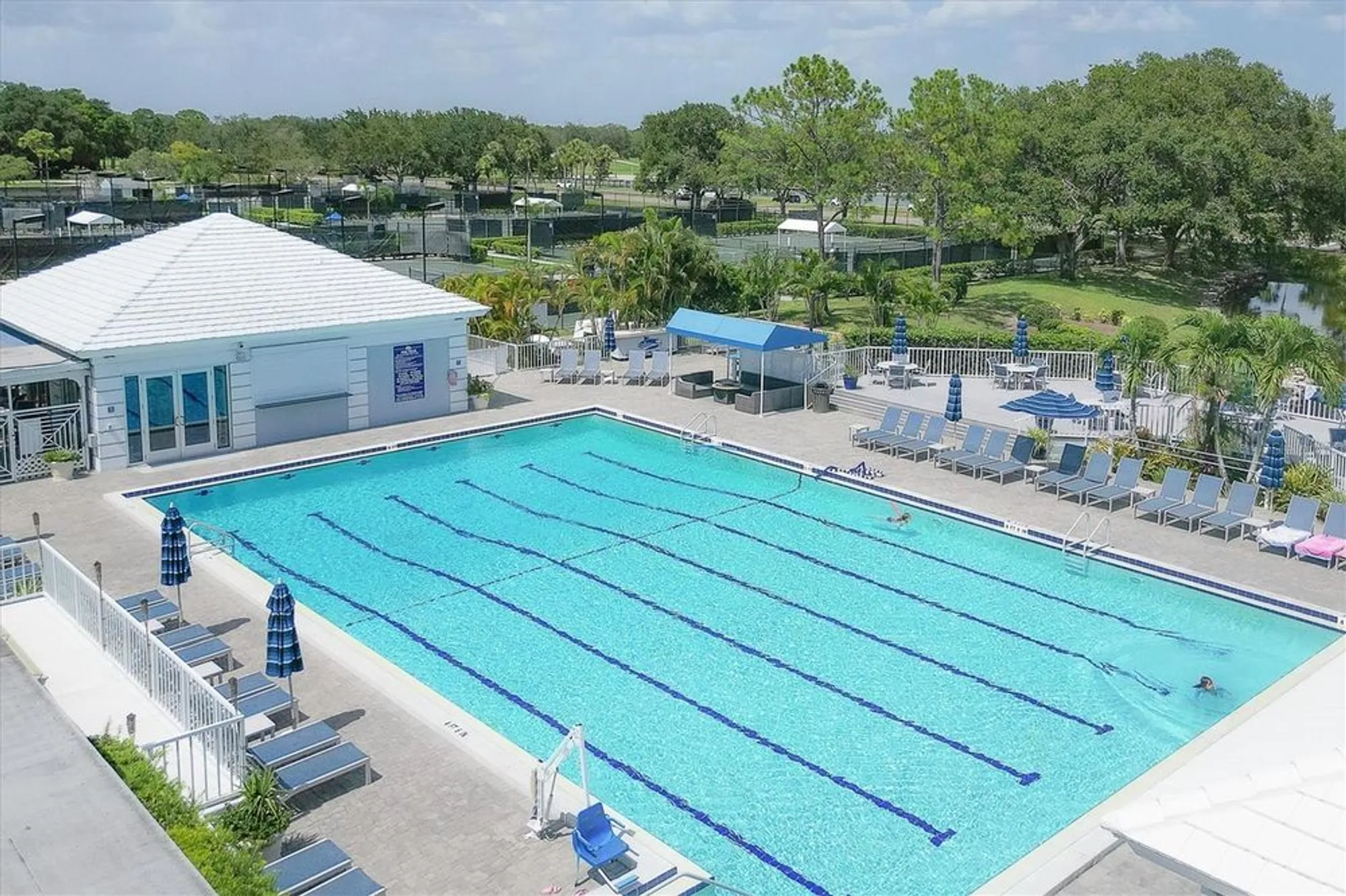 Property Slideshow image 36 of 51 | 119 woodbridge dr unit 102, Venice, FL, 34293