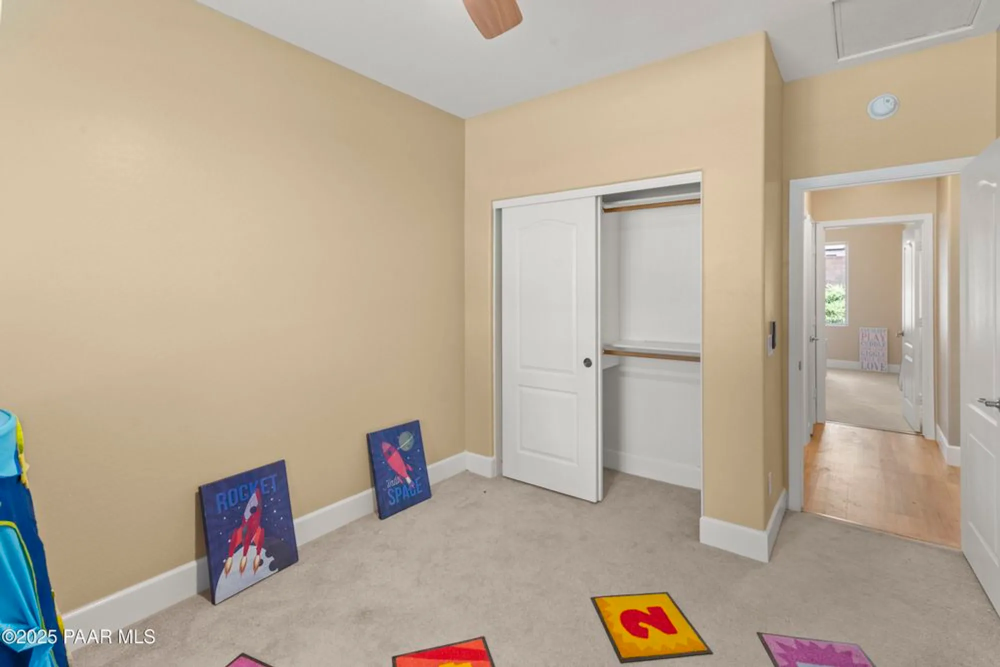 Property Slideshow image 10 of 27 | 7673 e circle wagons way, Prescott Valley, AZ, 86315