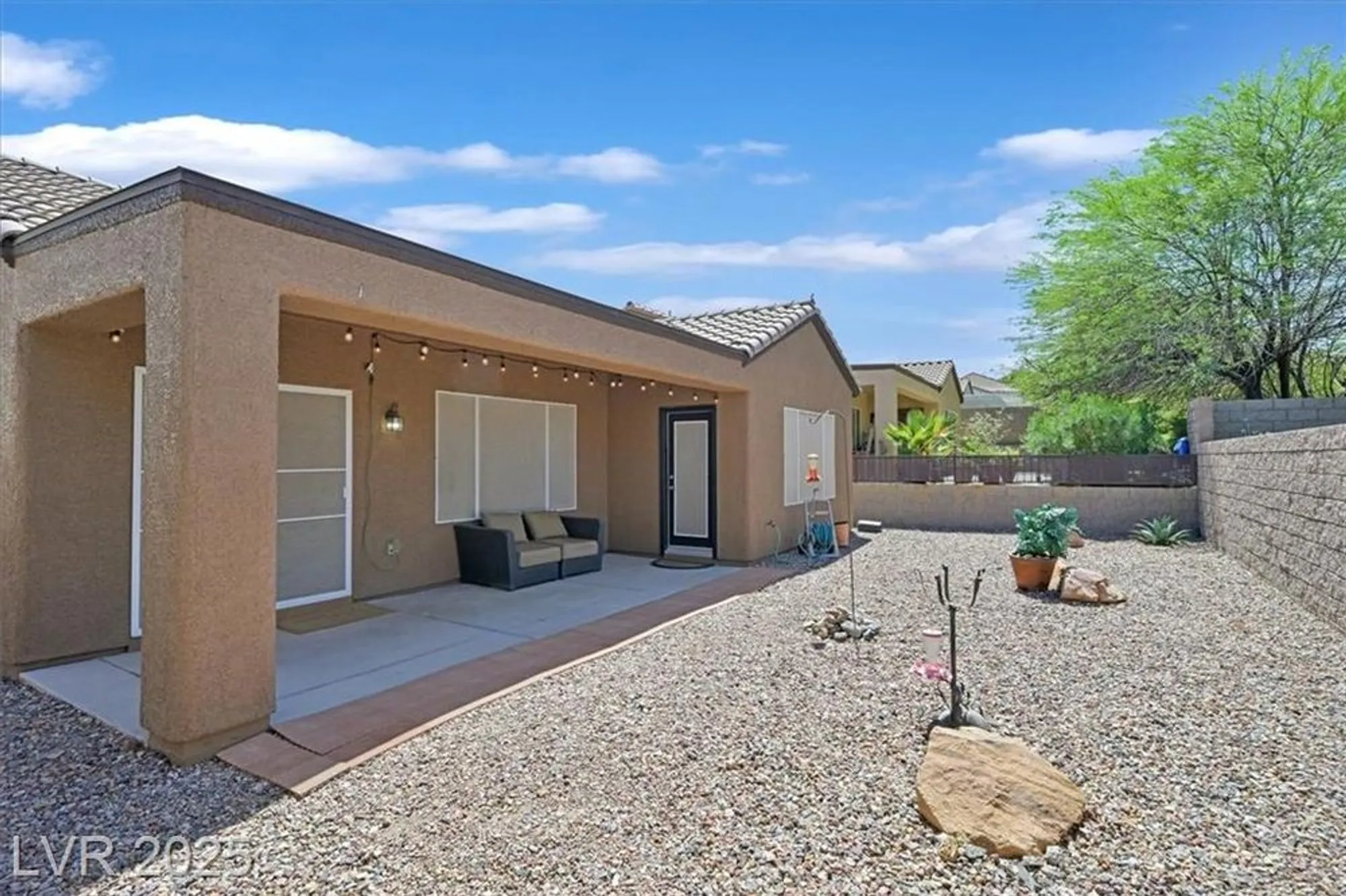 Property Slideshow image 25 of 40 | 2091 waterton rivers dr, Henderson, NV, 89044