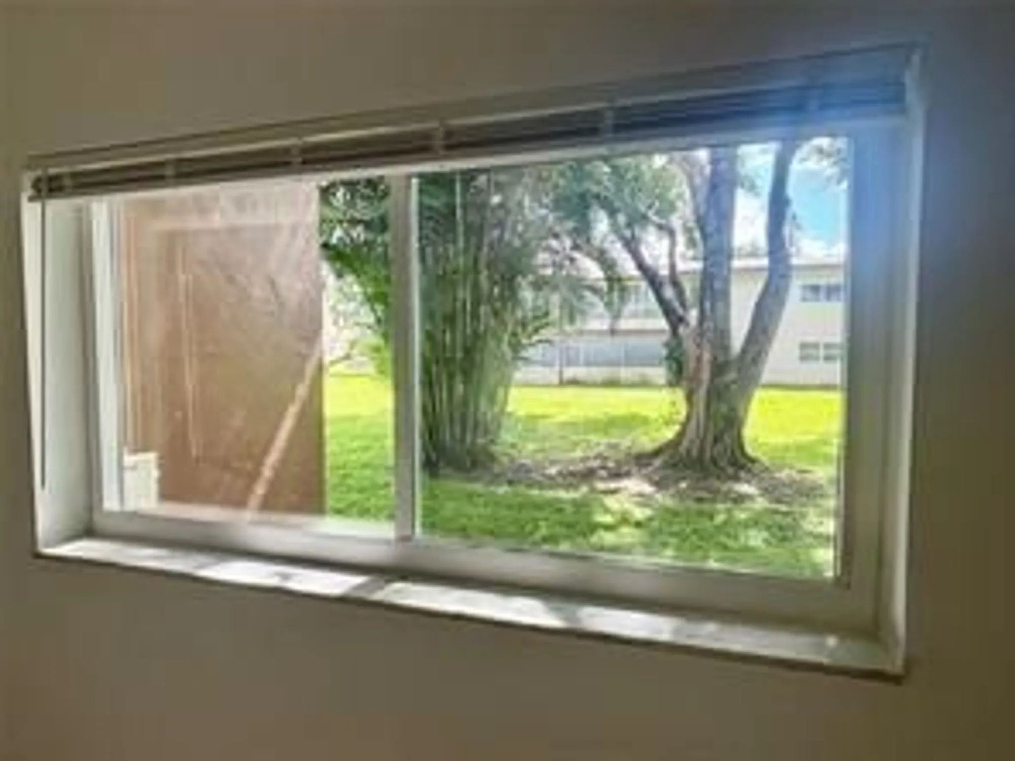 Property Slideshow image 10 of 32 | 7600 nw 5th pl apt 102, Margate, FL, 33063