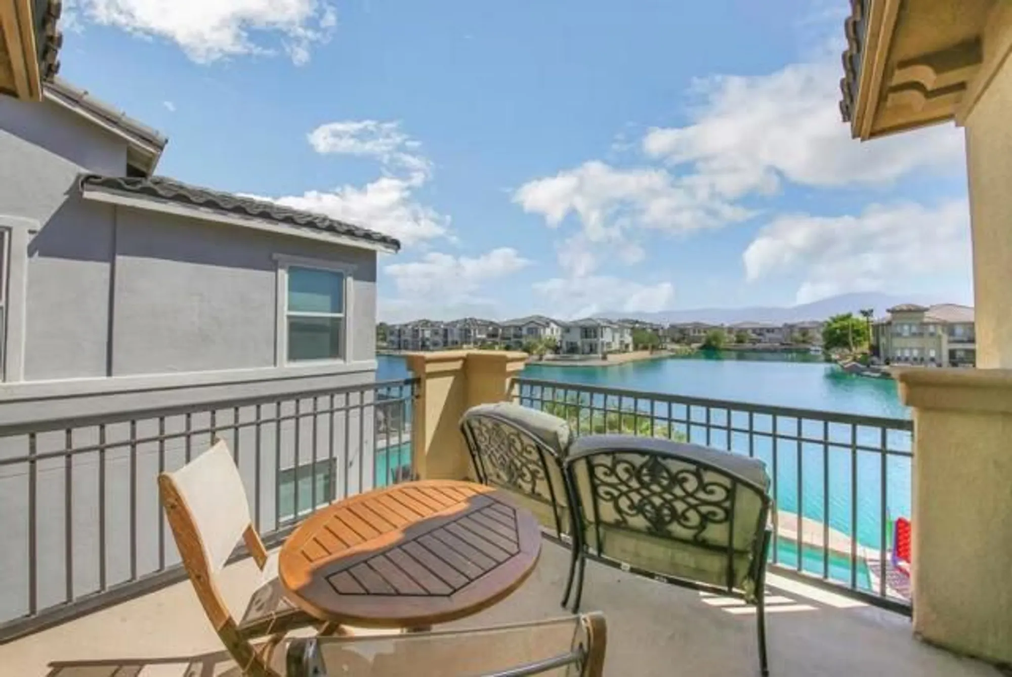 Property Slideshow image 18 of 36 | 43157 armonia ct, Indio, CA, 92203