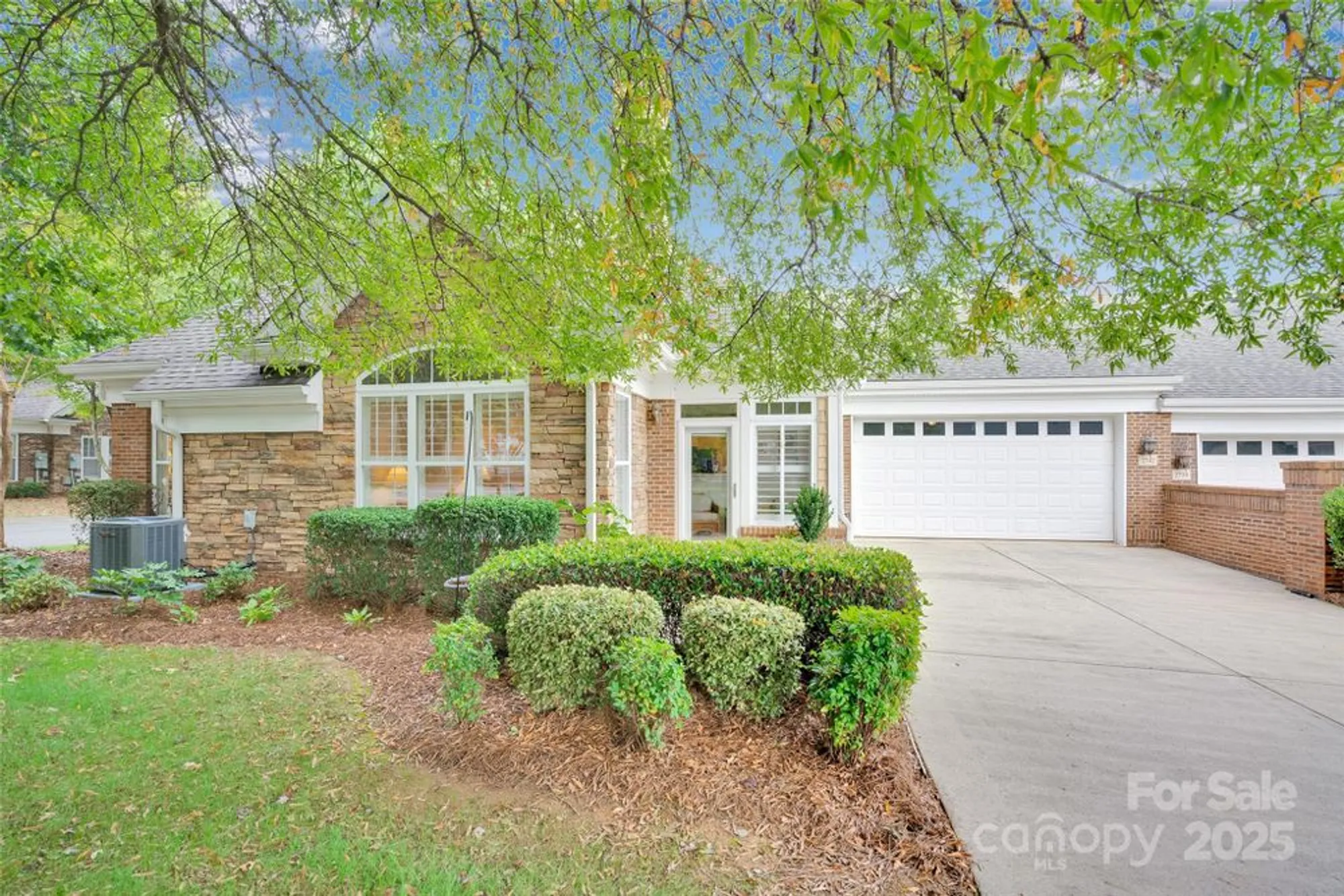 Property Slideshow image 32 of 46 | 2742 circa dr, Matthews, NC, 28105