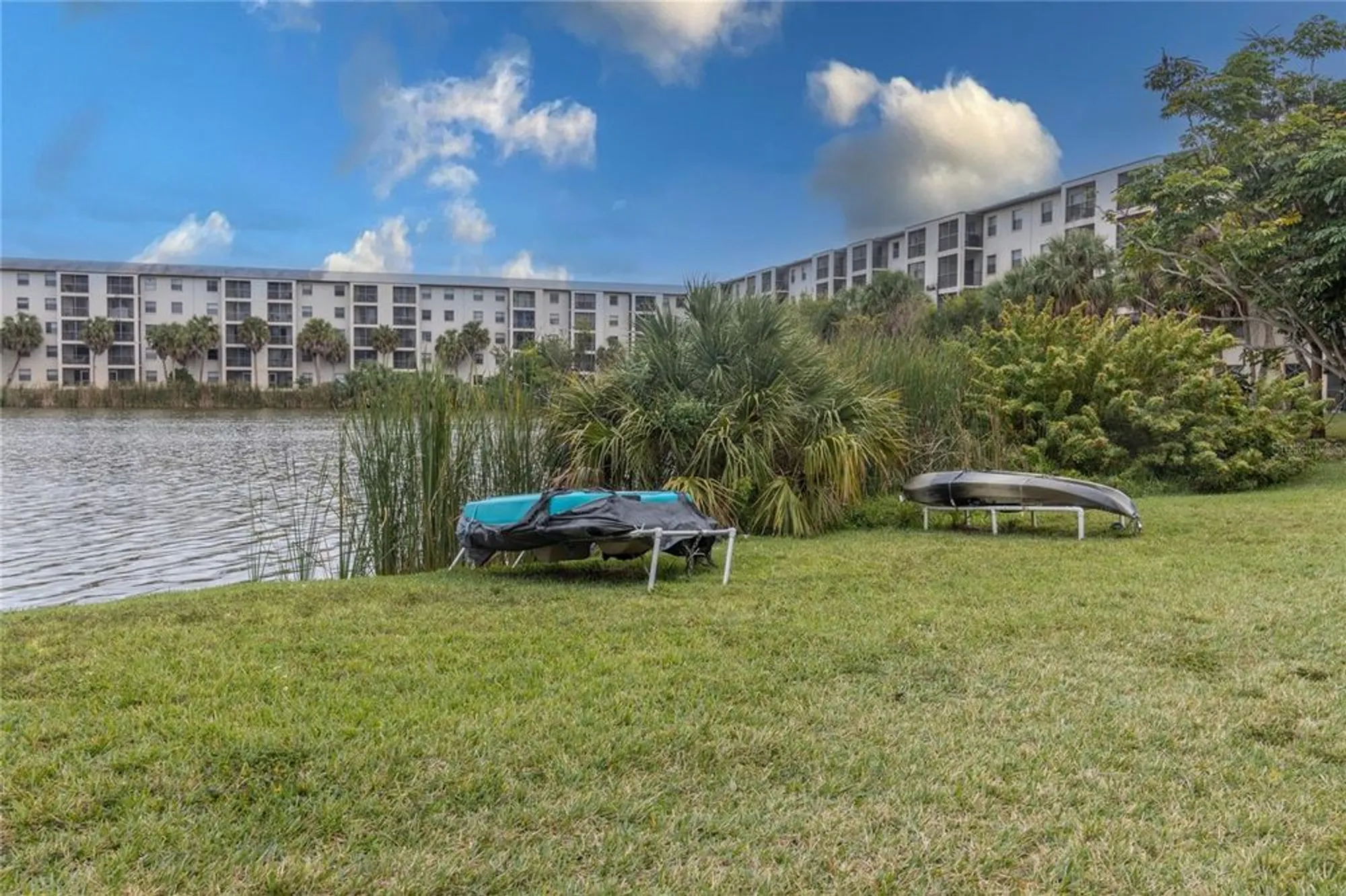 Property Slideshow image 38 of 38 | 4103 lake bayshore dr # 404, Bradenton, FL, 34205