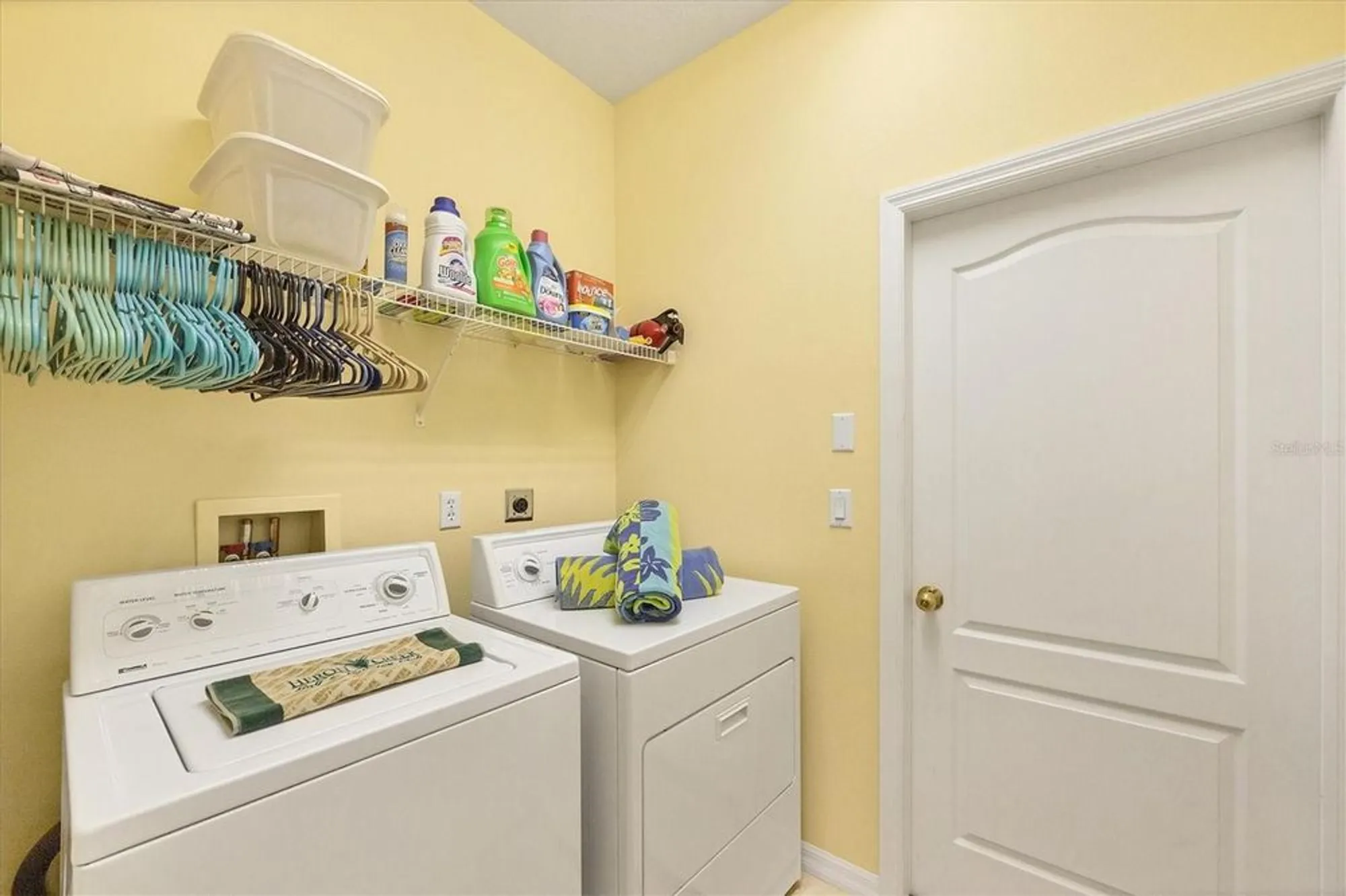 Property Slideshow image 28 of 76 | 4924 whispering oaks dr, North Port, FL, 34287