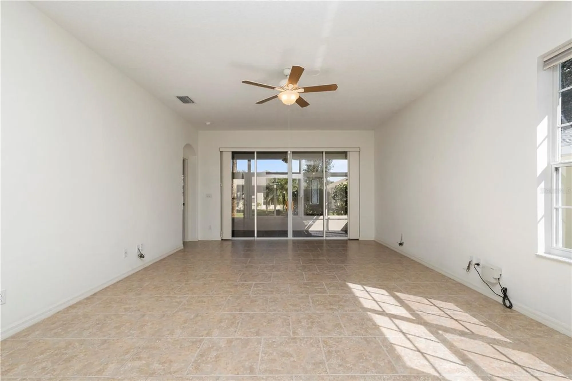 Property Slideshow image 16 of 52 | 5313 treasure view way, Leesburg, FL, 34748
