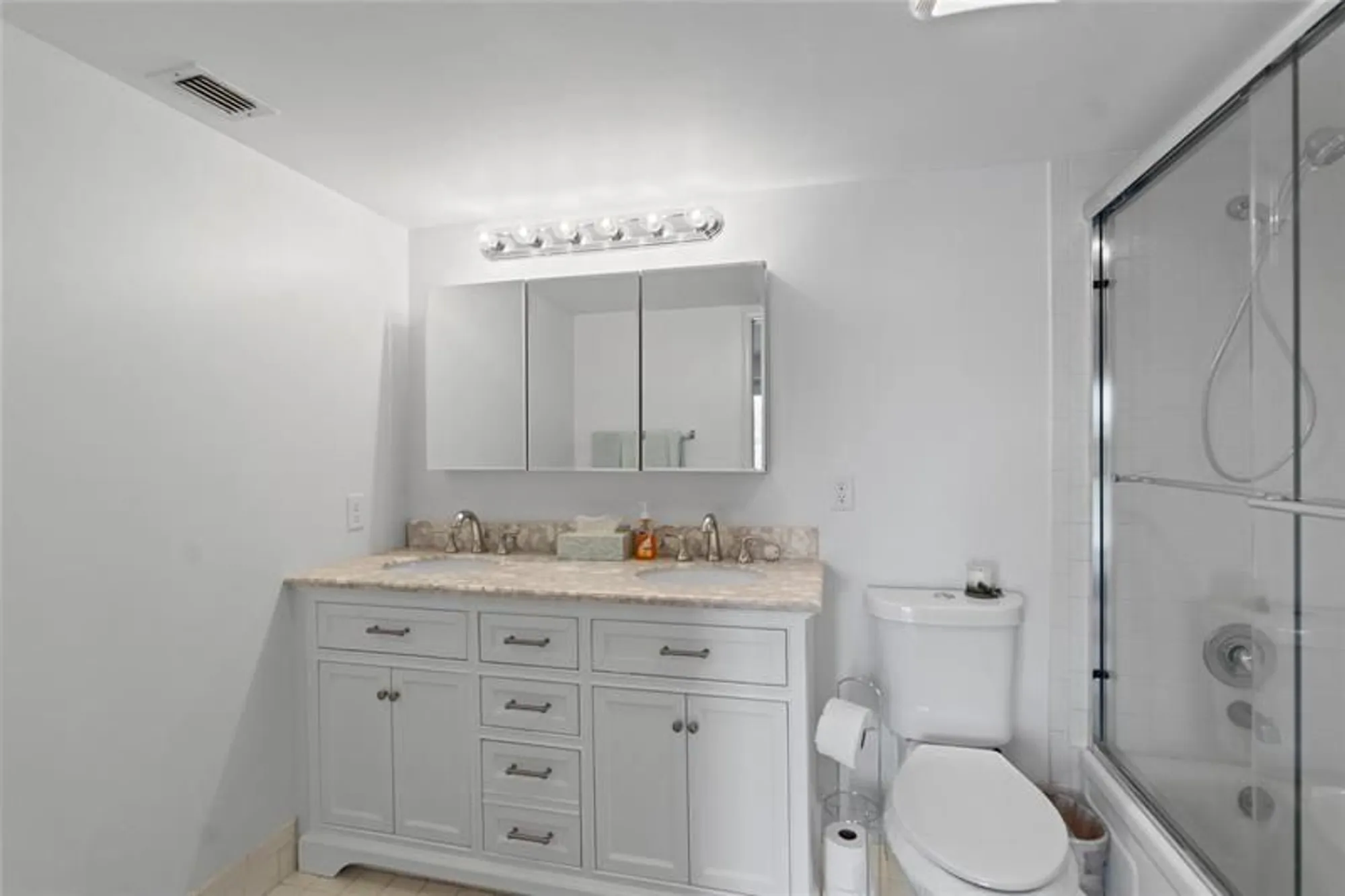 Property Slideshow image 15 of 33 | 4301 martinique cir c2, Coconut Creek, FL, 33066