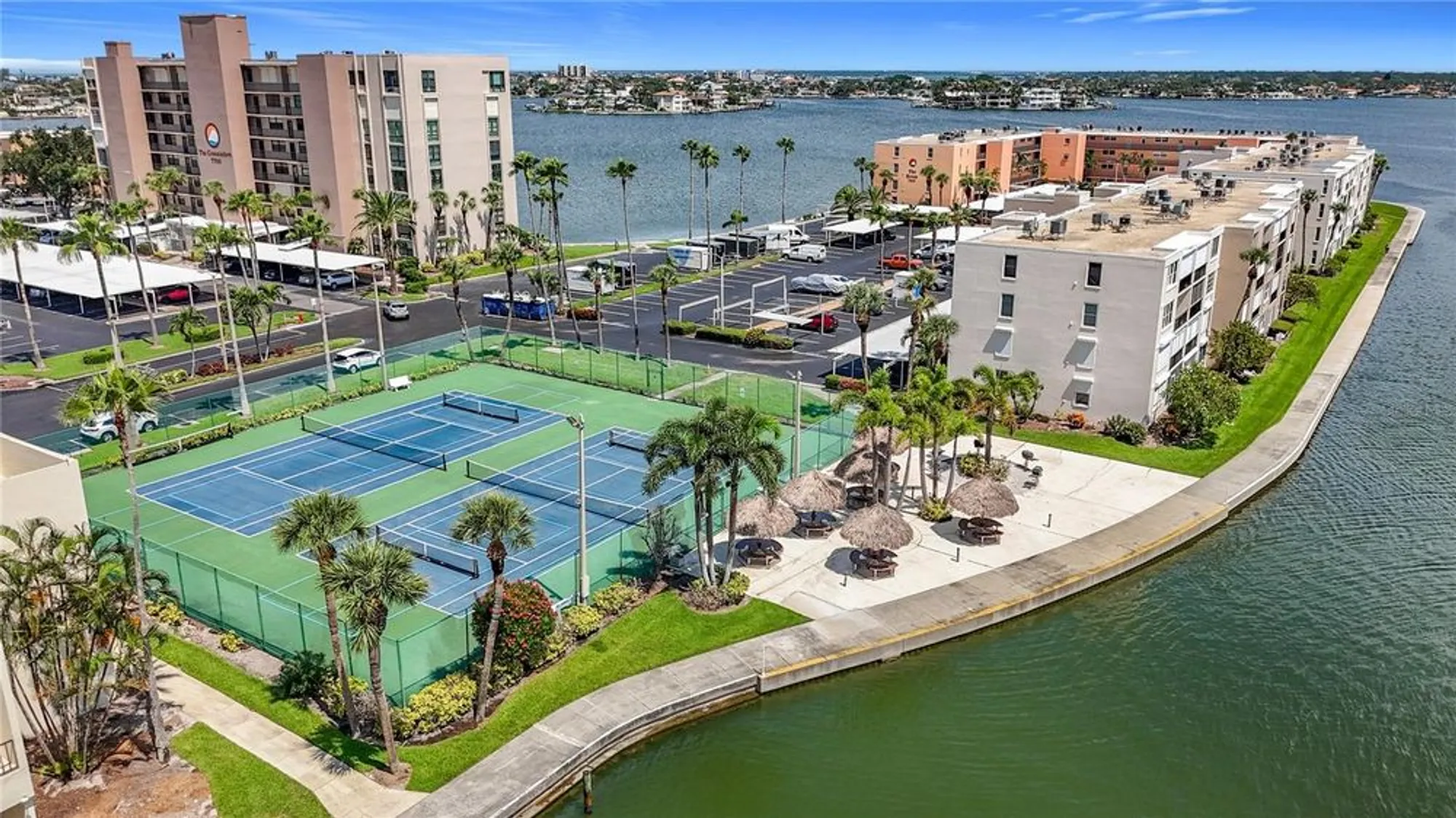 Property Slideshow image 46 of 62 | 7625 sun island dr 307, South Pasadena, FL, 33707