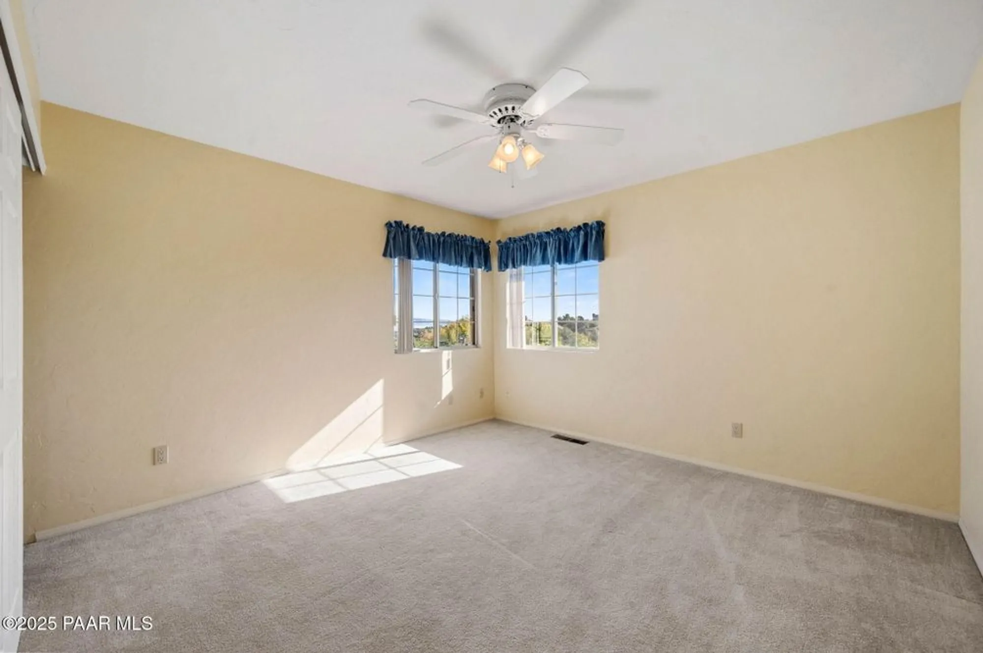 Property Slideshow image 23 of 46 | 815 sunrise blvd, Prescott, AZ, 86301