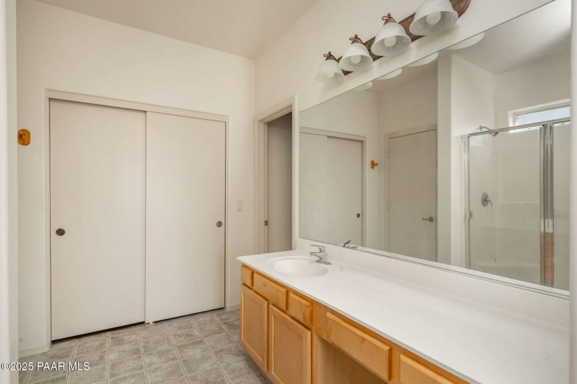 Property Slideshow image 21 of 36 | 7677 e shimmer ln, Prescott Valley, AZ, 86315