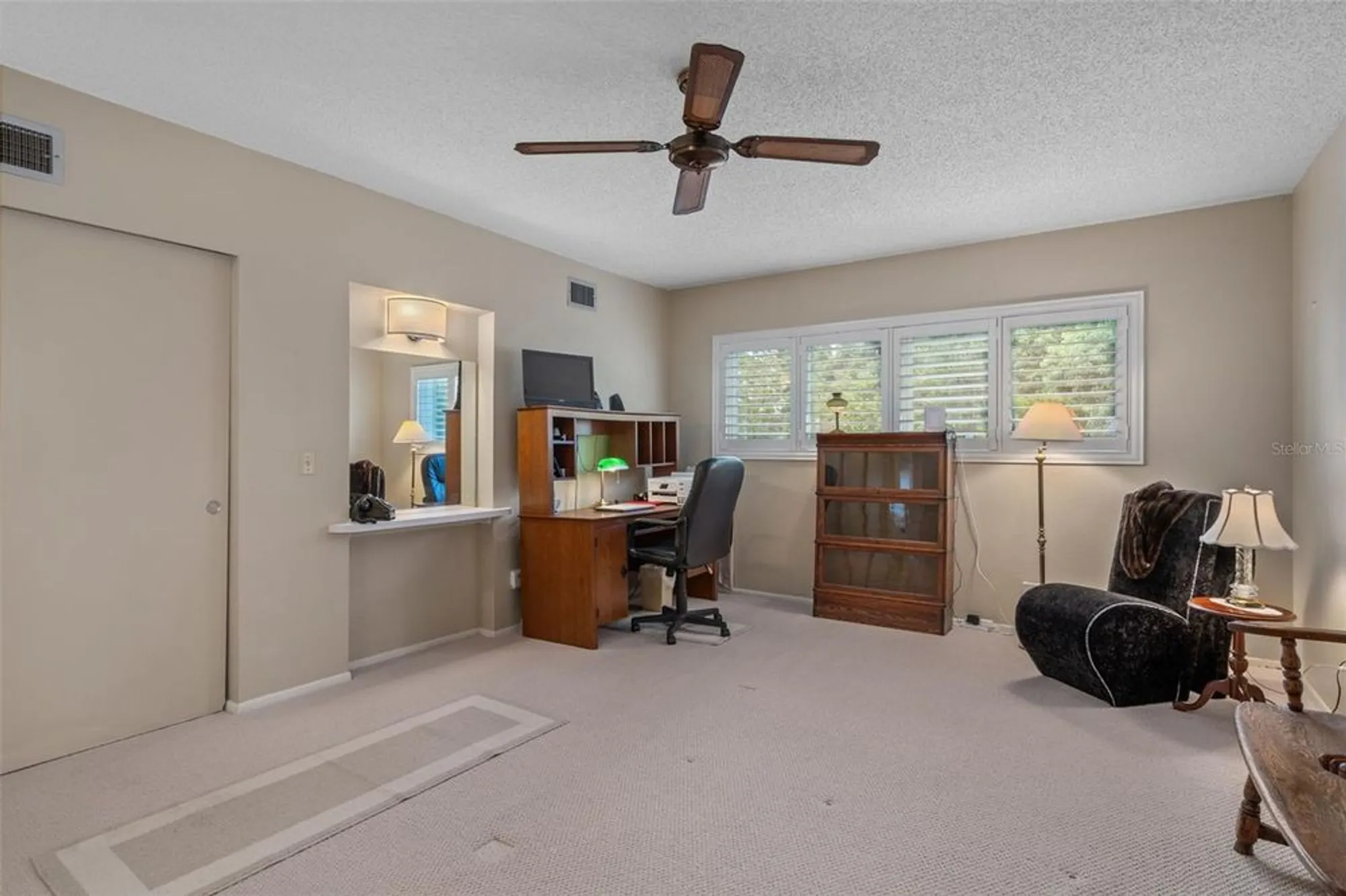 Property Slideshow image 31 of 61 | 2440 world parkway blvd 38, Clearwater, FL, 33763