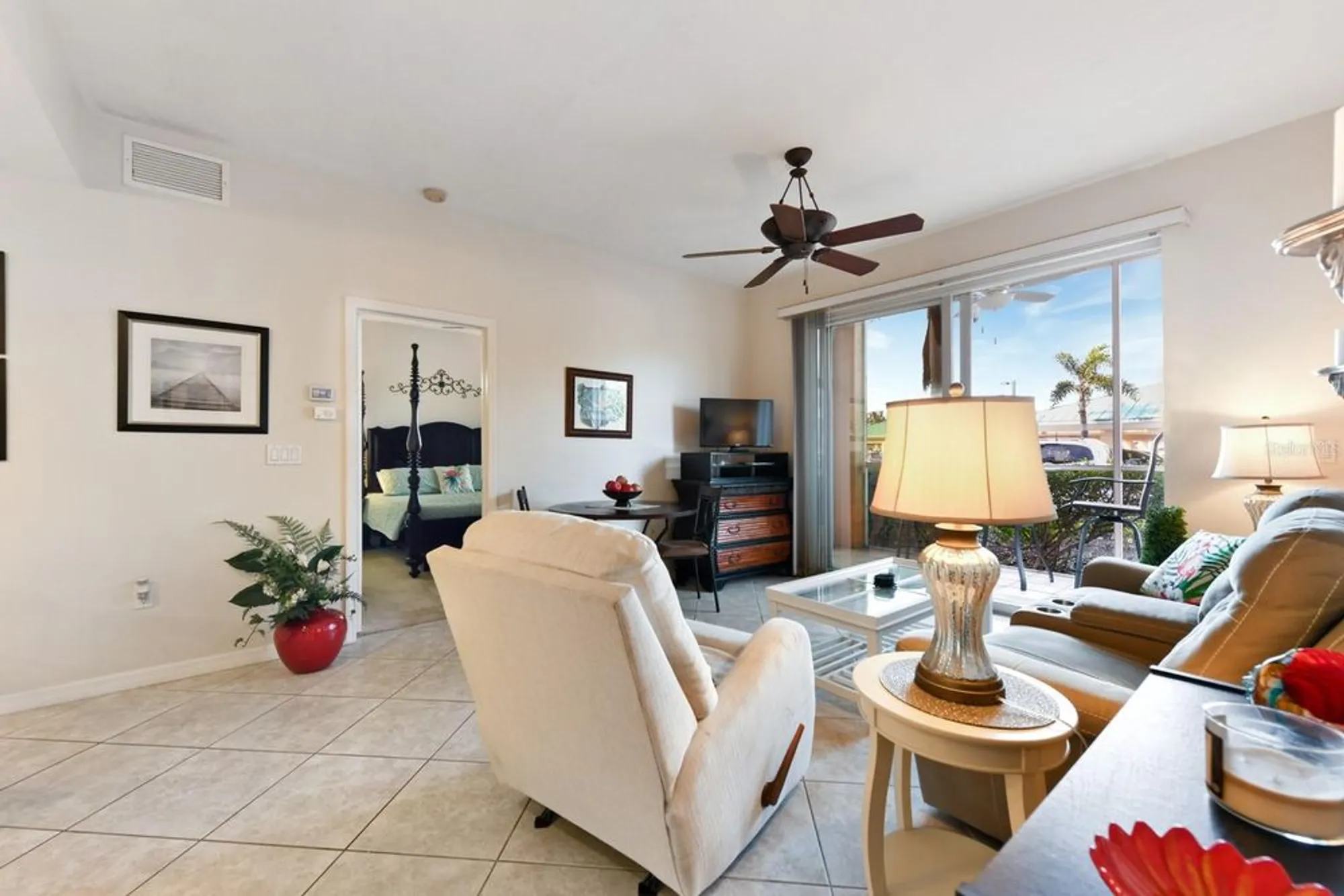 Property Slideshow image 13 of 44 | 2060 matecumbe key rd unit 2107, Punta Gorda, FL, 33955