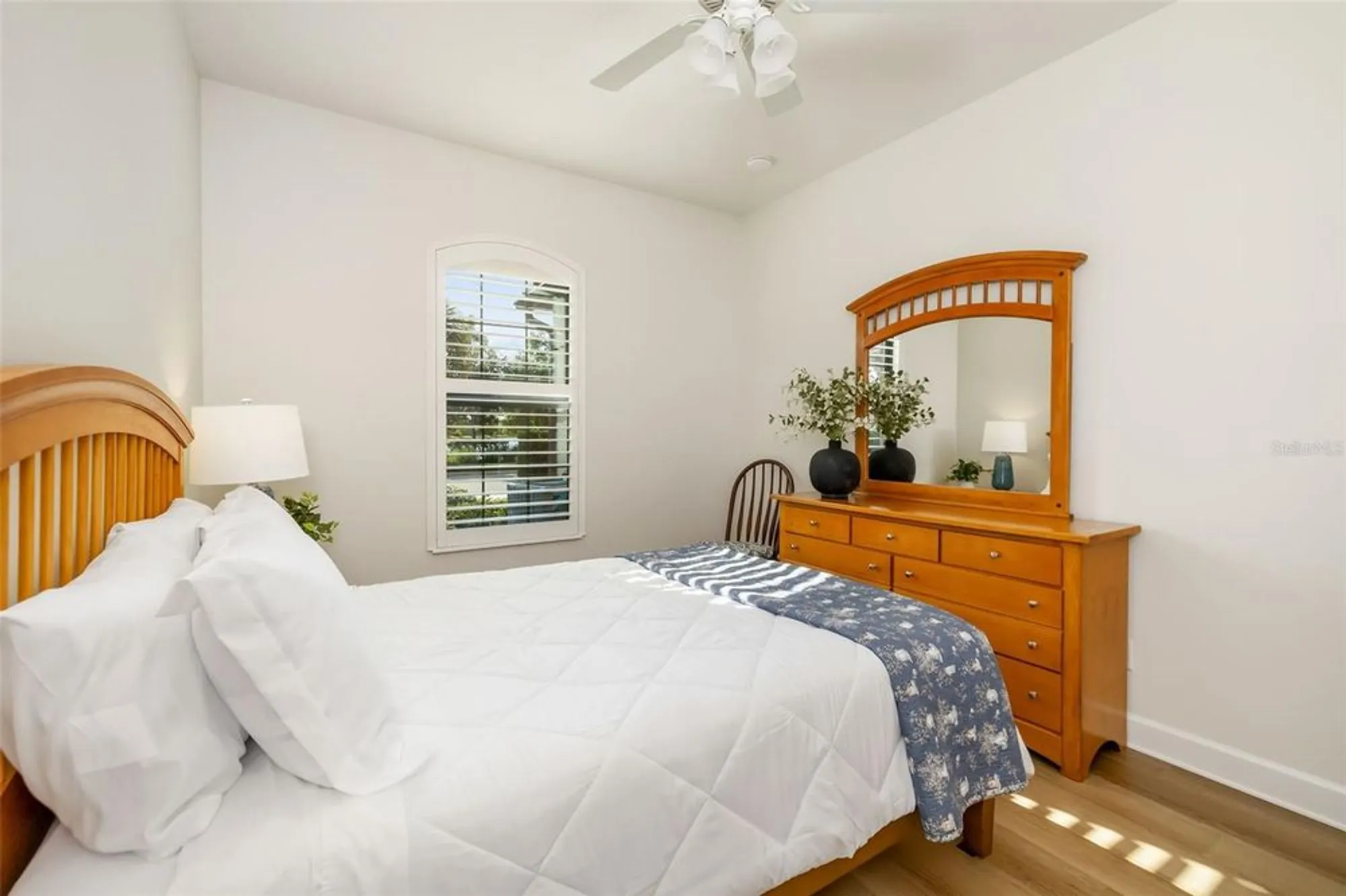 Property Slideshow image 28 of 55 | 5043 serata dr, Bradenton, FL, 34211