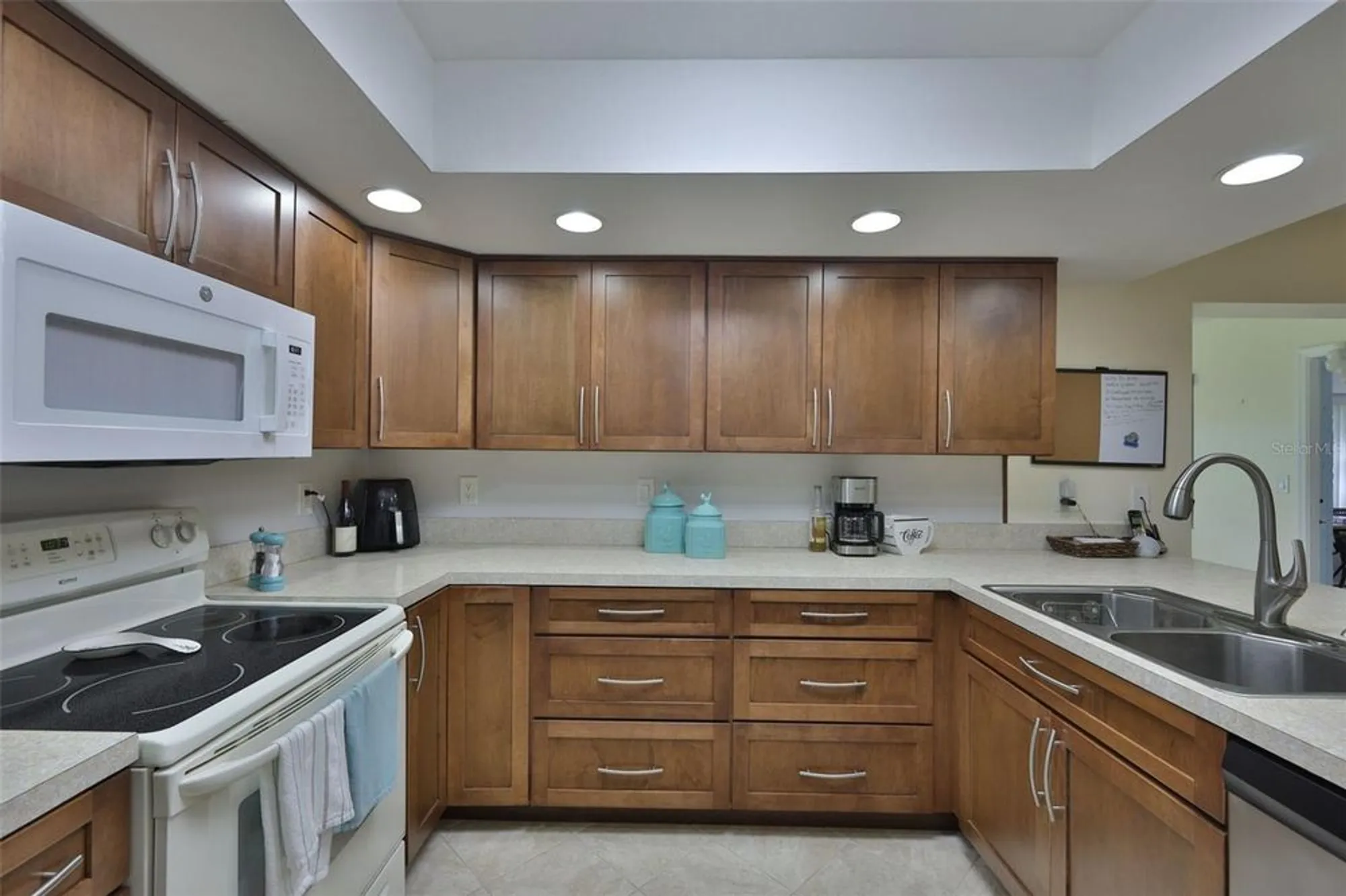 Property Slideshow image 7 of 94 | 2034 hawkhurst cir # 178, Sun City Center, FL, 33573